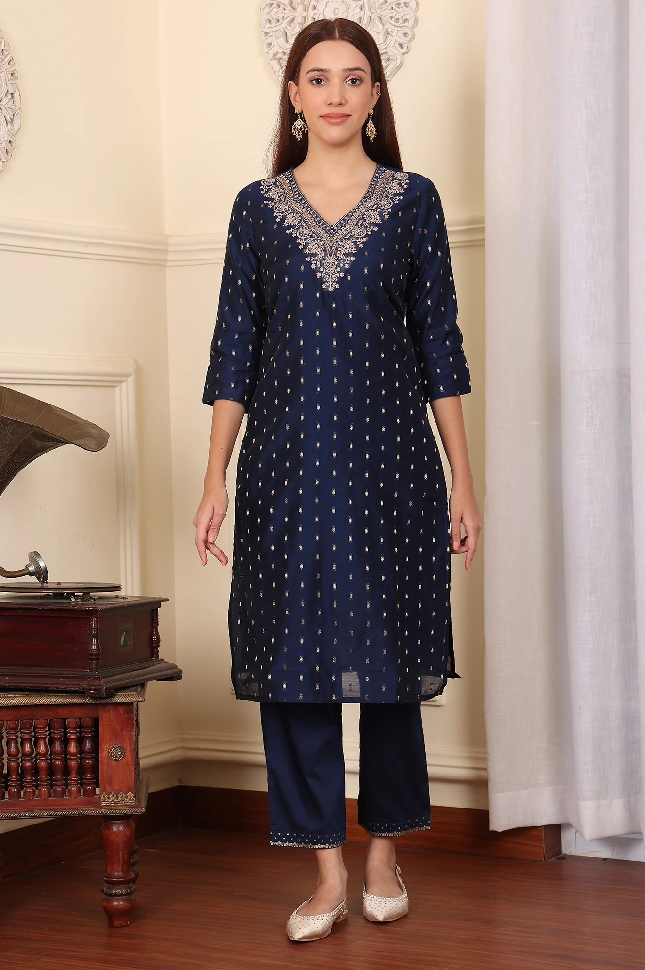 Blue Dori Embroidered Chanderi Straight Kurta - Image 2
