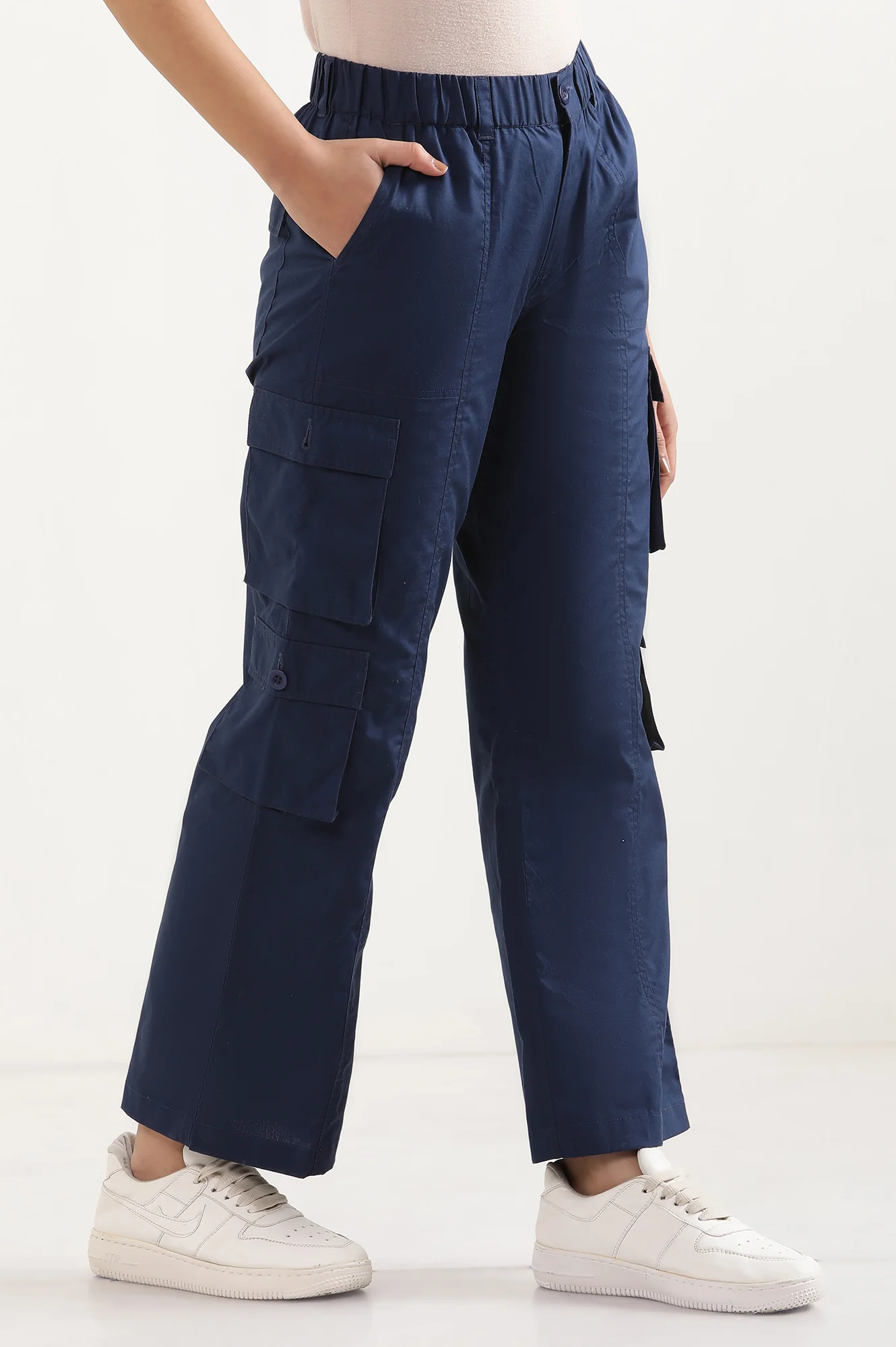 Elleven Women's Navy Blue Solid Straight Fit Cotton Cargo Pants With Elasticated Waist - Image 6