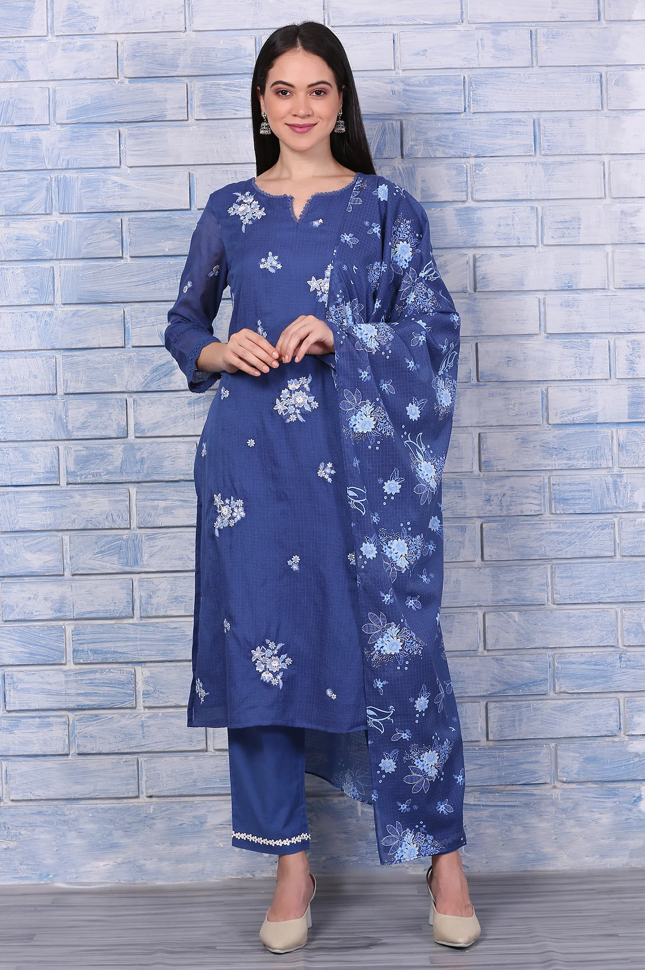 Blue Embroidered Kota Straight Kurta, Pants and Dupatta Set - Image 2