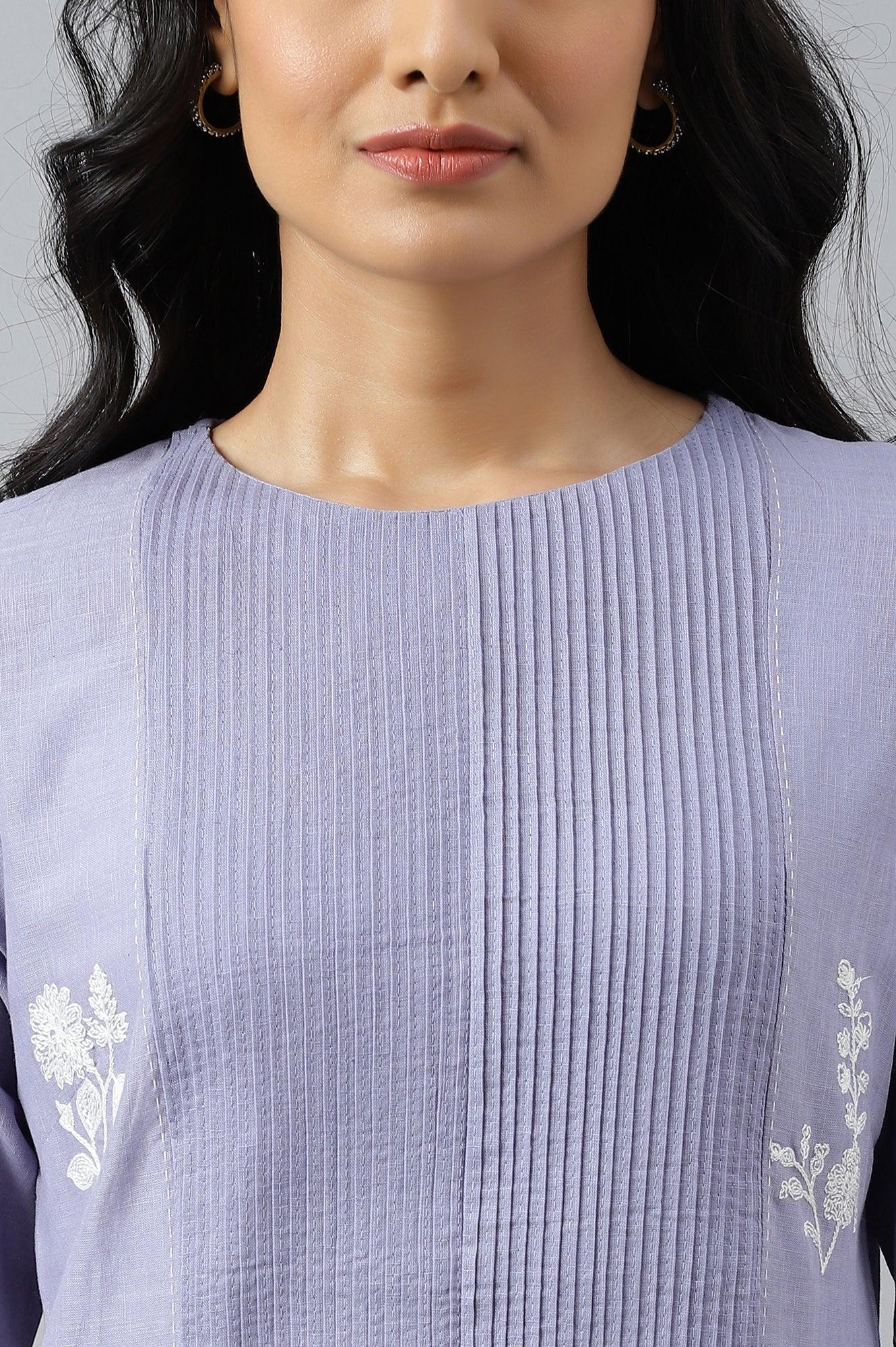 Blue Embroidered kurta With Pintuck Yoke - Image 8