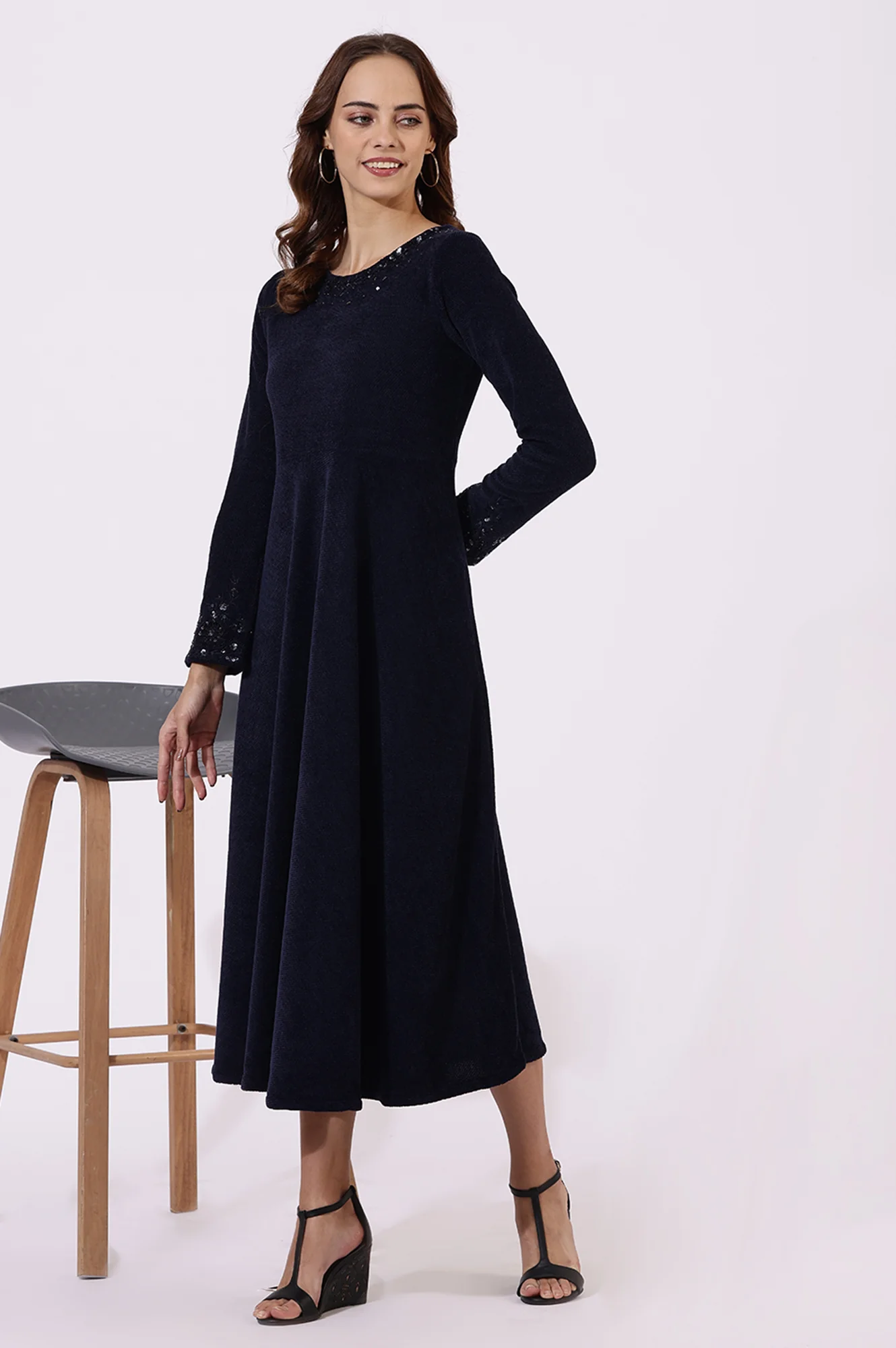 Blue Embroidered Sequins Flarred Dresses - Image 4