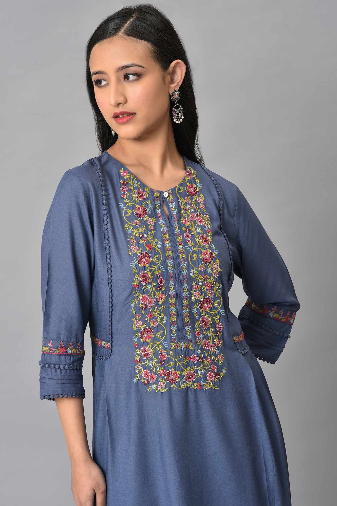 Blue Embroidered Yoke Plus Size kurta - Image 5