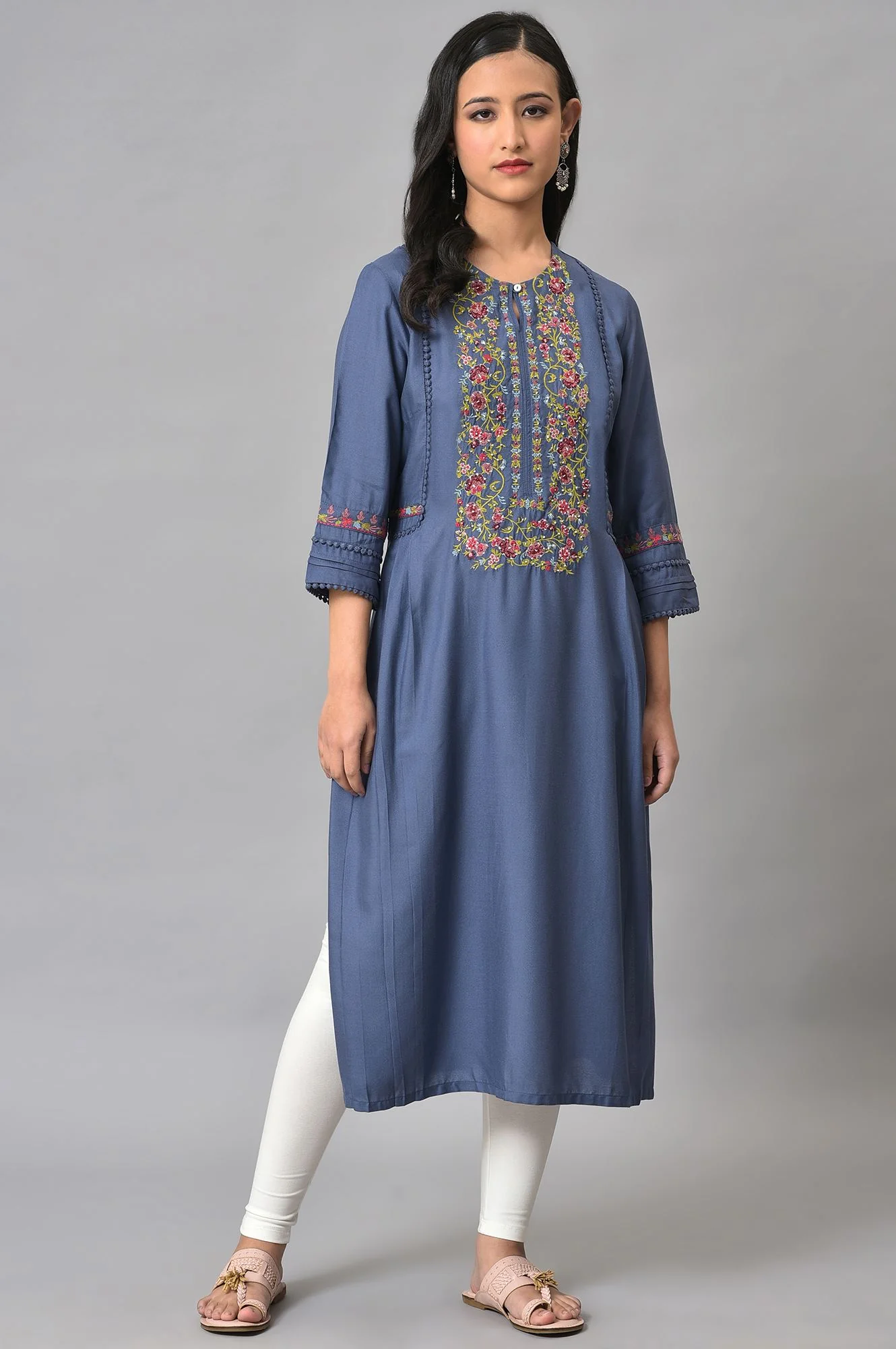 Blue Embroidered Yoke Plus Size kurta - Image 6