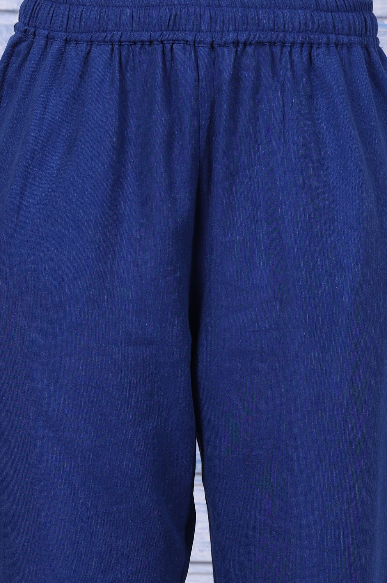 Blue Floral Printed Beads Rayon Flax Straight Kurta And Straight Pant Set - Image 7