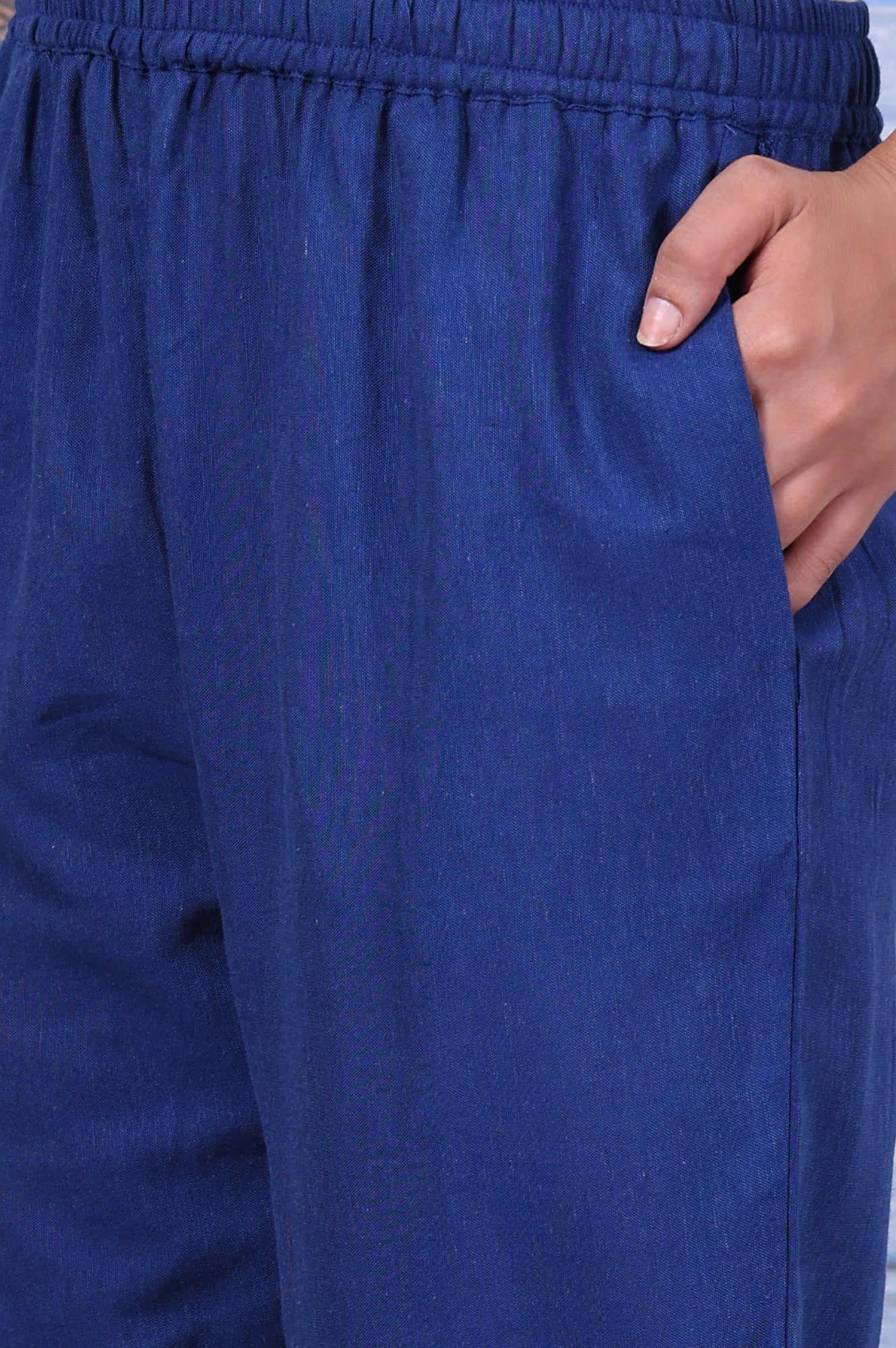 Blue Floral Printed Beads Rayon Flax Straight Kurta And Straight Pant Set - Image 8