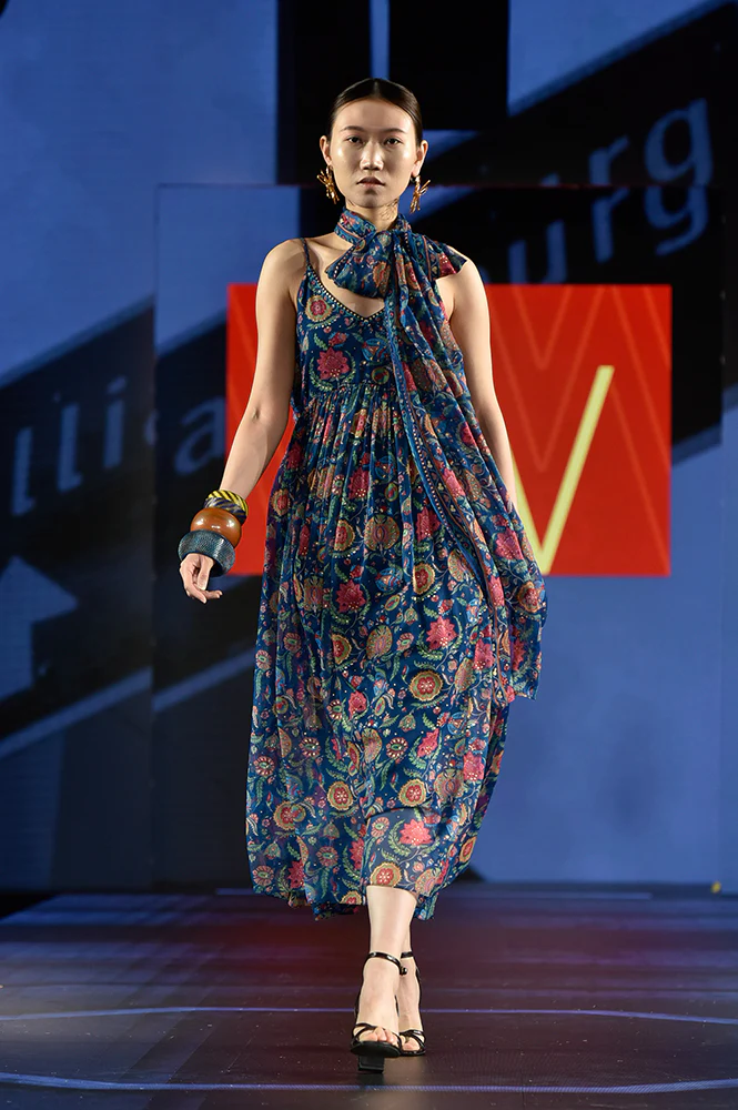 Blue Floral Printed Chiffon Spaghetti Kurta, Pants and Dupatta Set