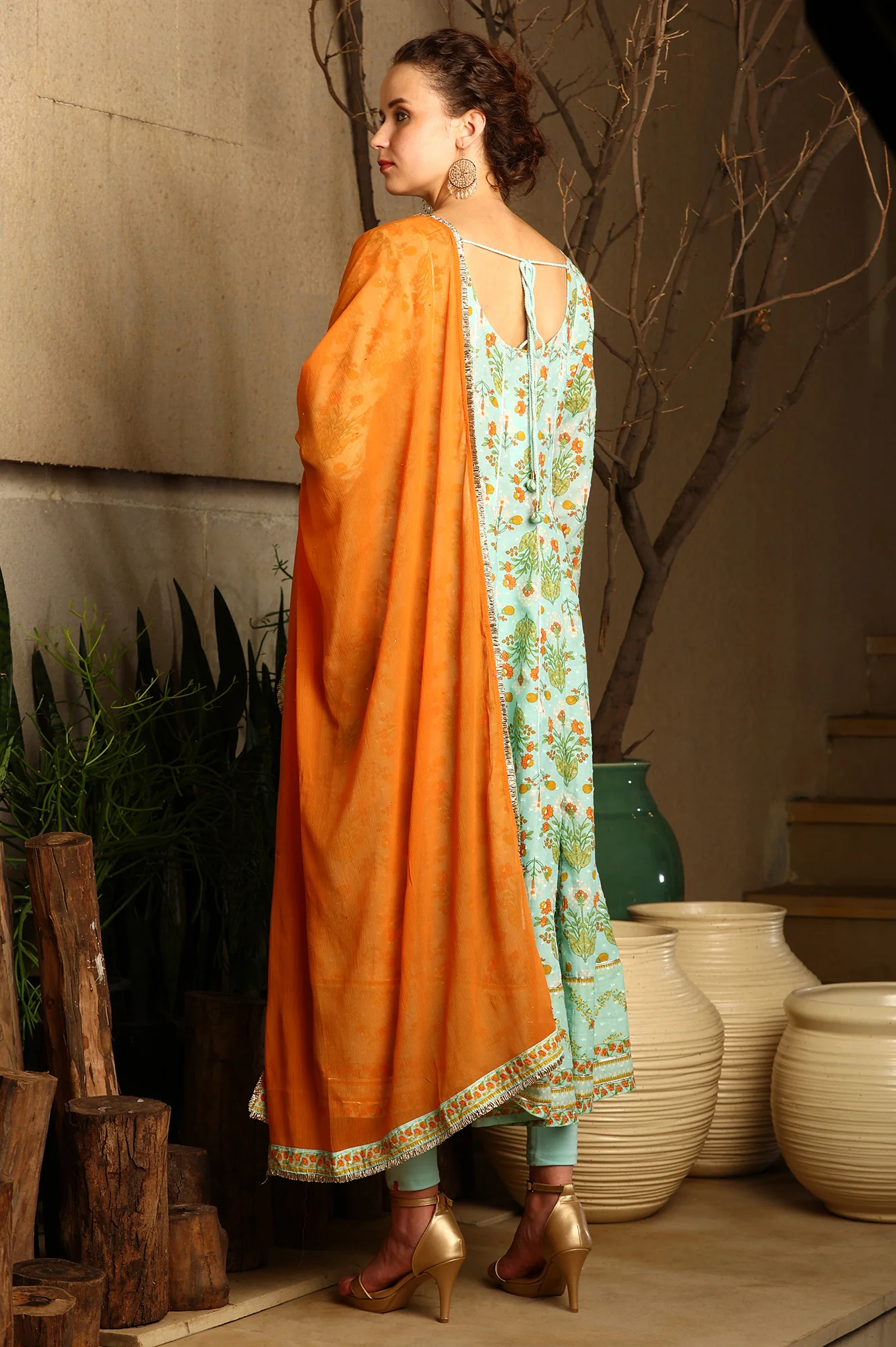 Blue Floral Printed Embellished Panelled Chanderi Kurta, Tights And Dupatta Set - Image 5