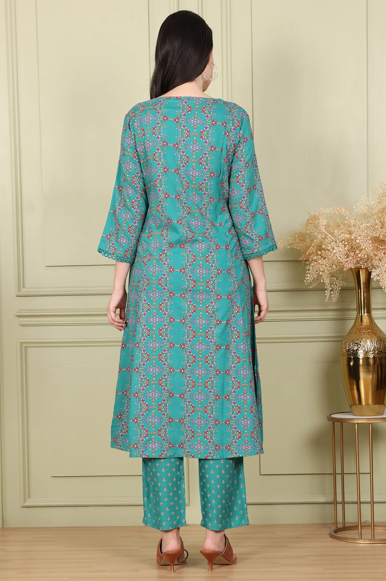 Blue Floral Printed Flared Rayon Kurta And Straight Pants Set - Image 5