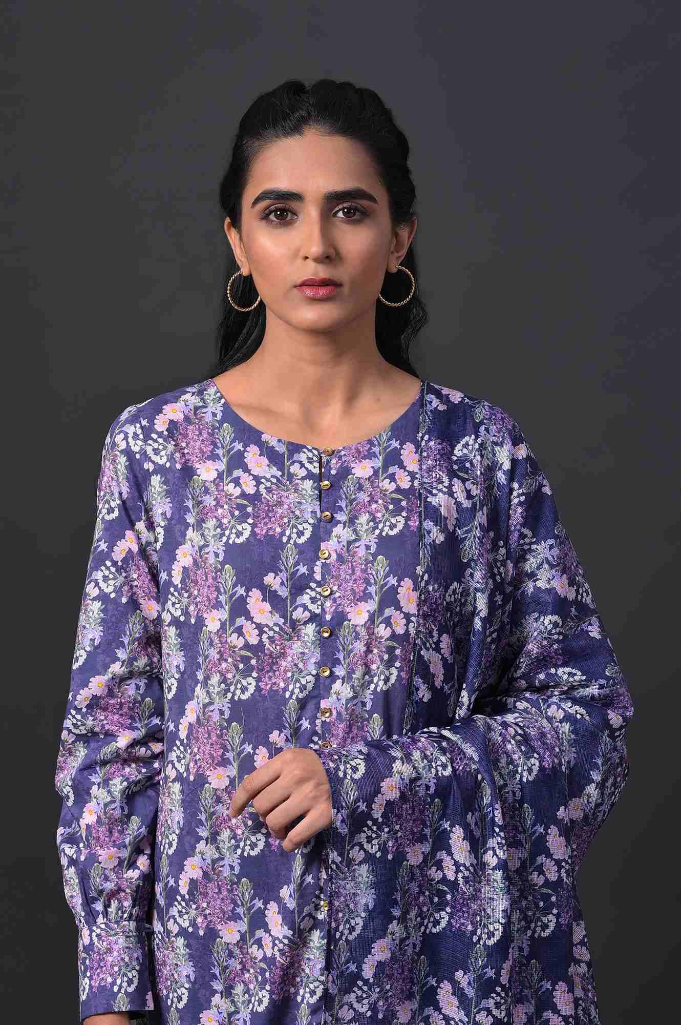 Blue Floral Printed kurta With Slim Pants And Kota Dupatta - Image 5