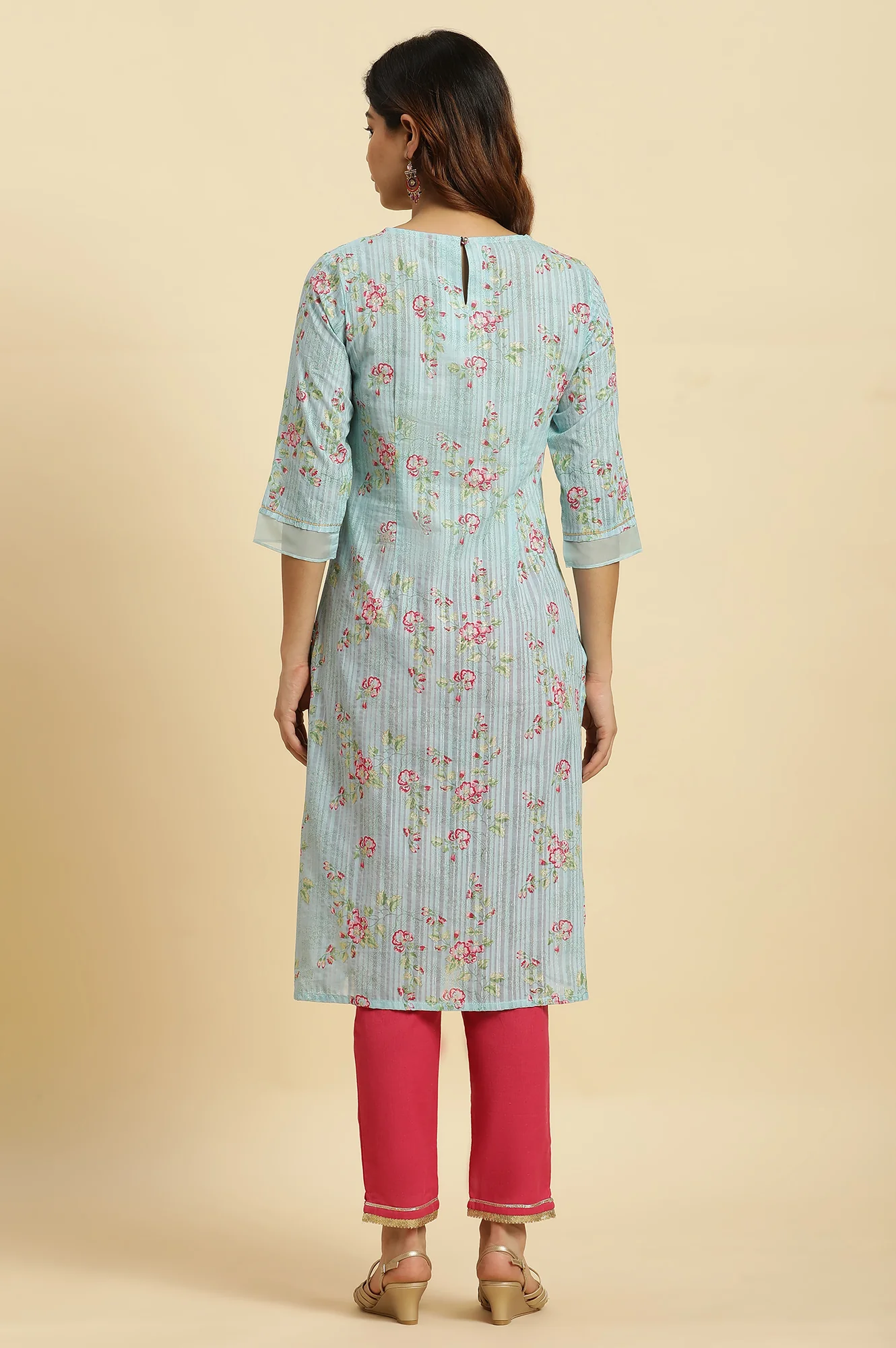 Blue Floral Printed Light Festive Kurta - Image 4