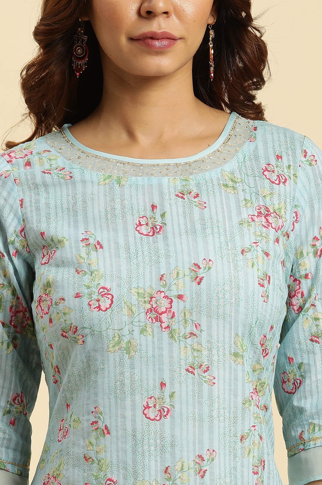 Blue Floral Printed Light Festive Kurta - Image 6