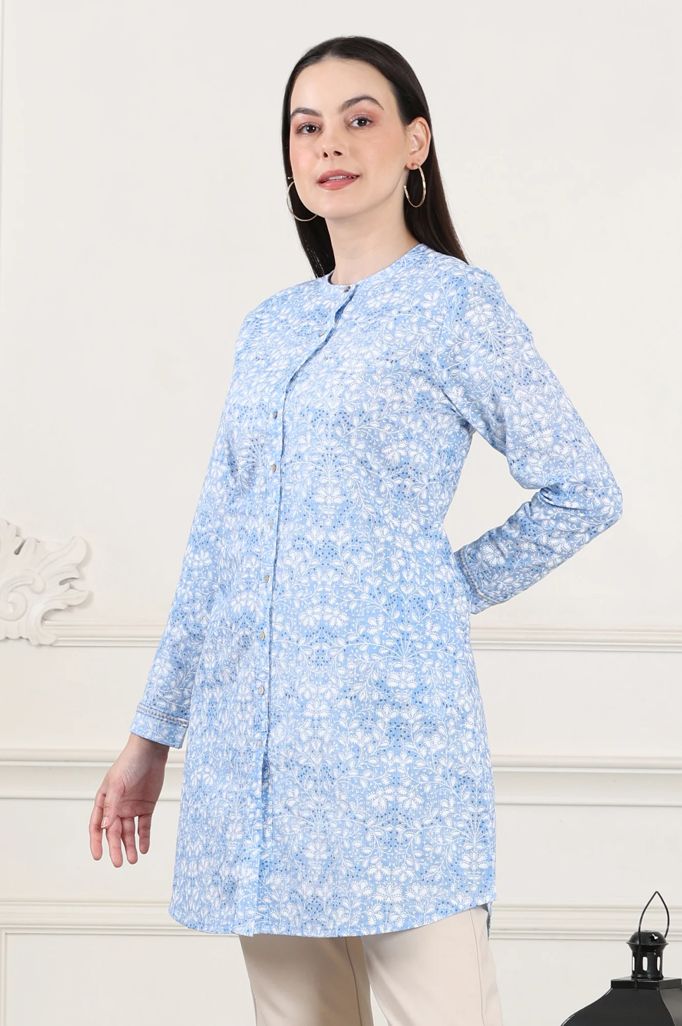 Blue Floral Printed Mandarin Collar Pure Cotton Tunic - Image 4