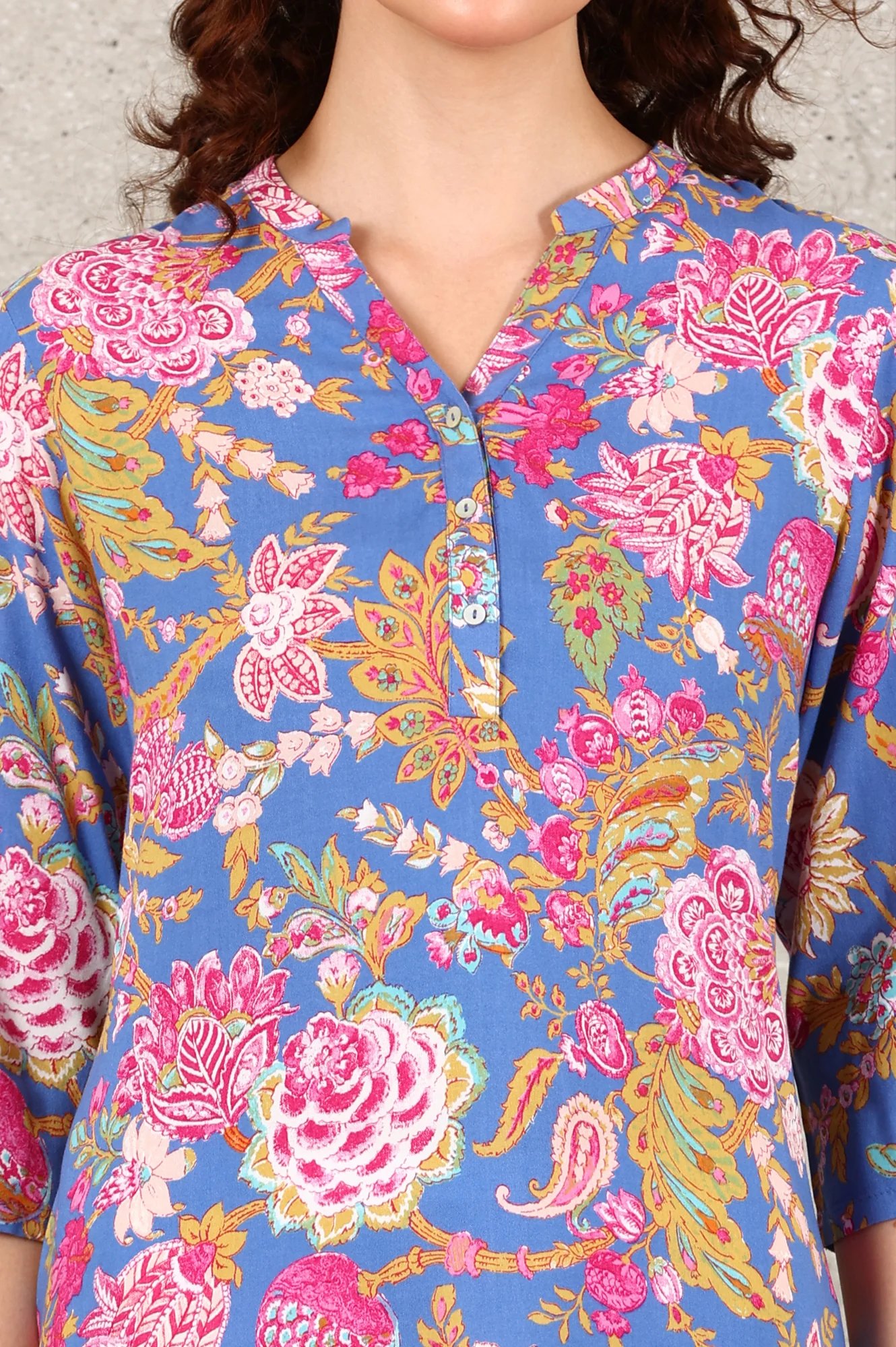 Blue Floral Printed Rayon Straight Kurta - Image 3