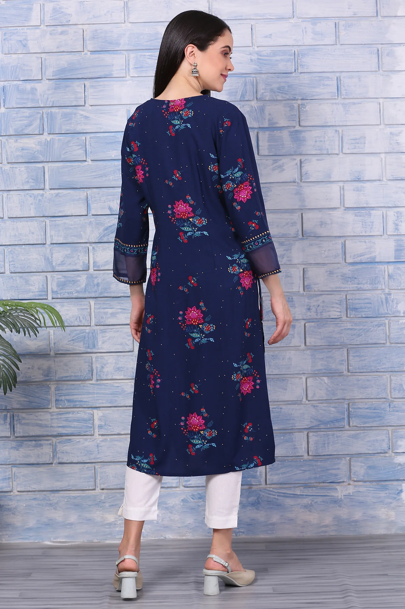 Blue Floral Printed Rayon Straight Kurta - Image 5