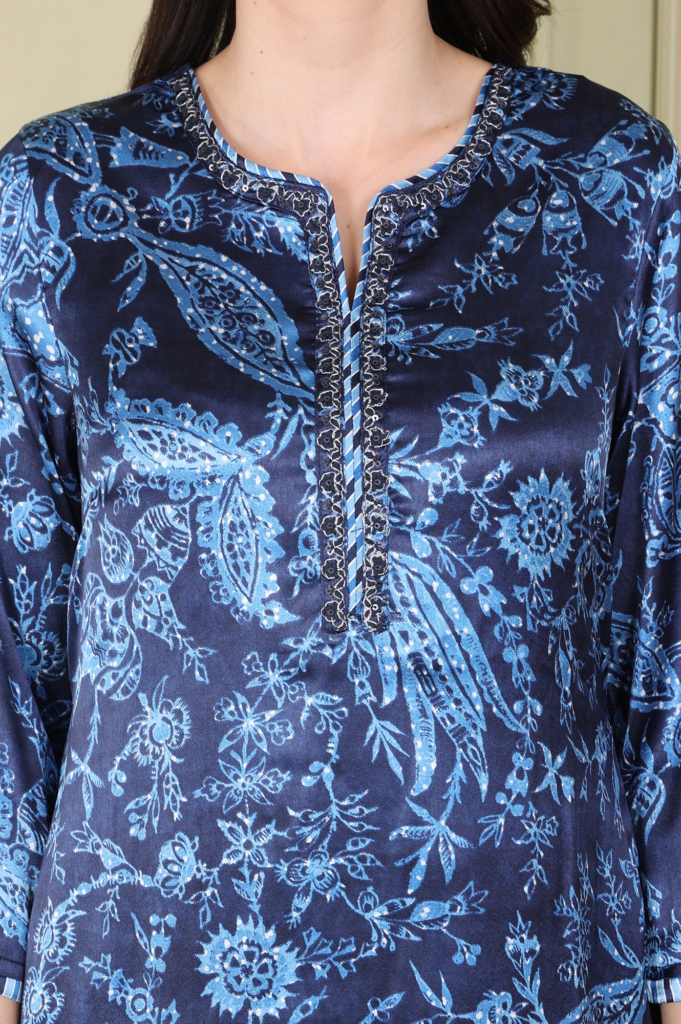 Blue Floral Printed With Thread Work Japenese Satin Kurta And Pants Set - Image 3