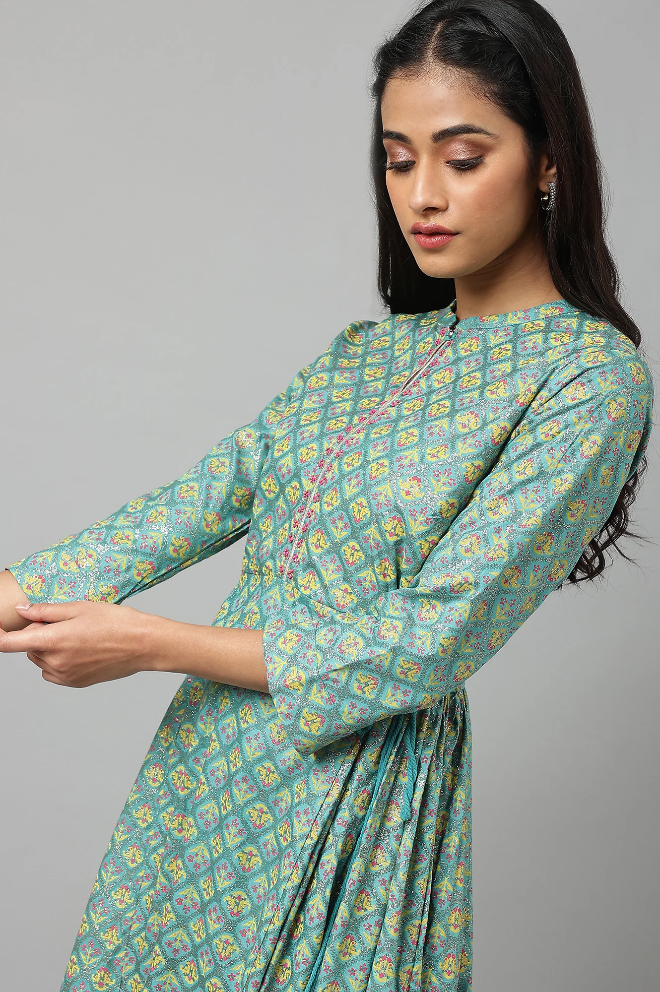 Blue Gathered kurta With Bead Work - Image 9