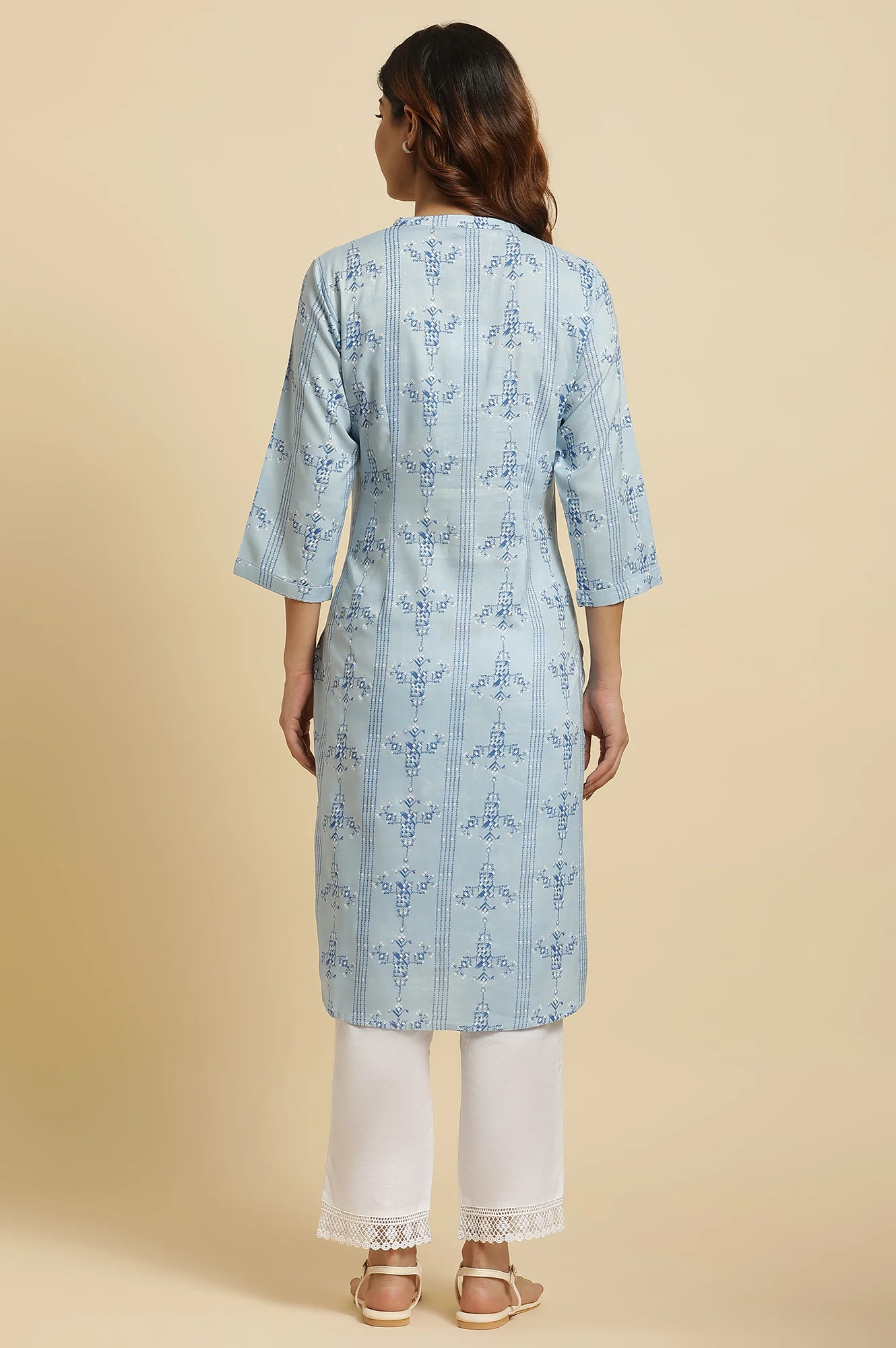 Blue Geometric Straight Woven Kurta - Image 4