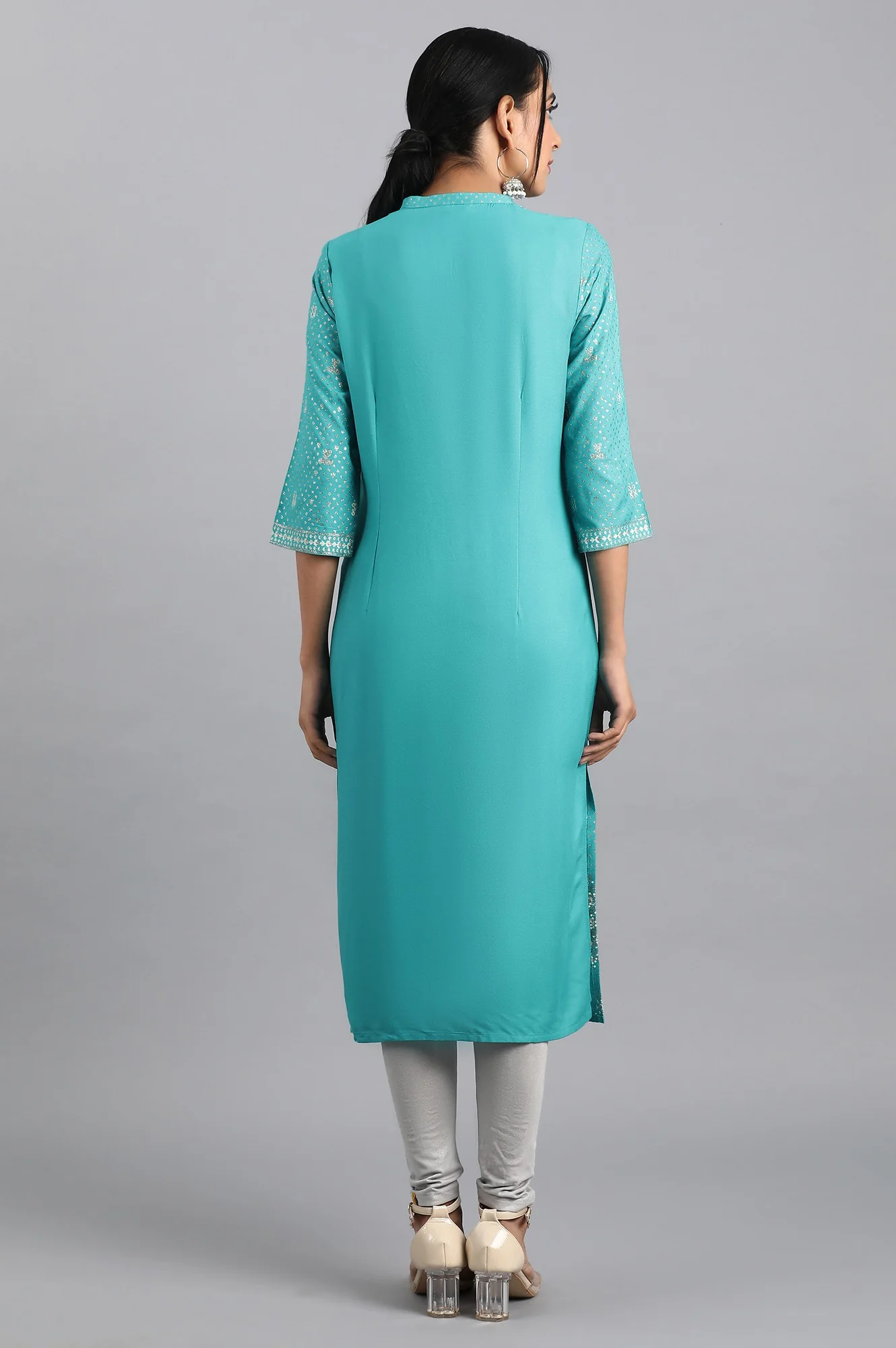 Blue Glitter Print kurta in Keyhole Neckline - Image 5