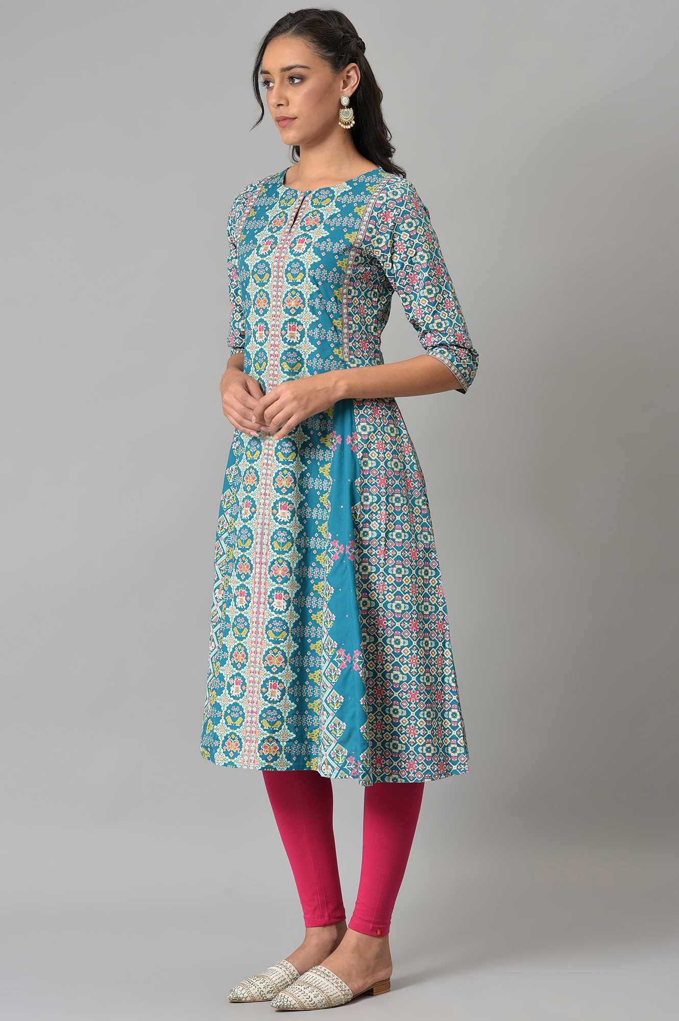 Blue Glitter Printed A-Line kurta - Image 3