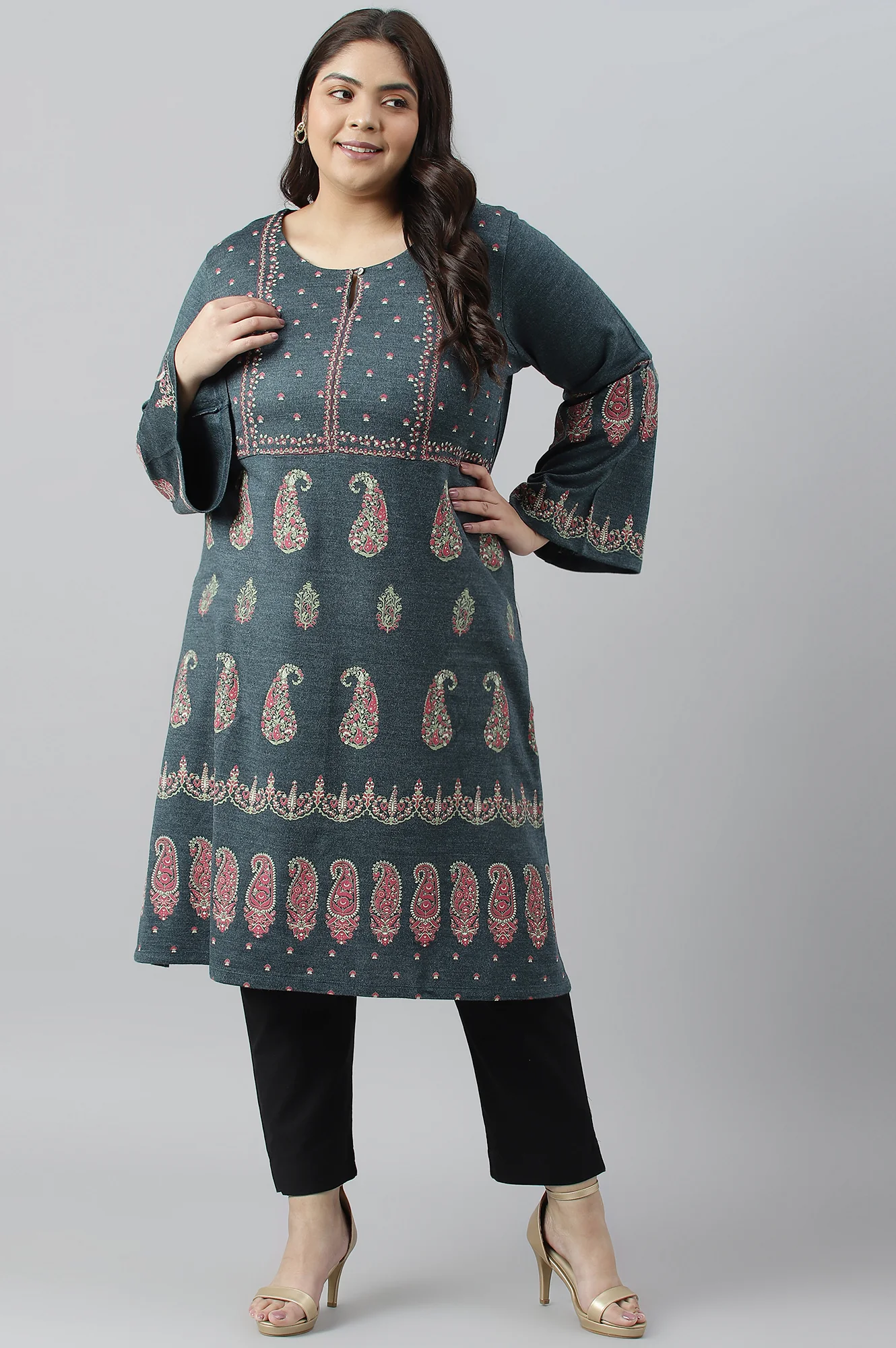 Blue Paisley Printed Knitted Plus Size Winter kurta - Image 2