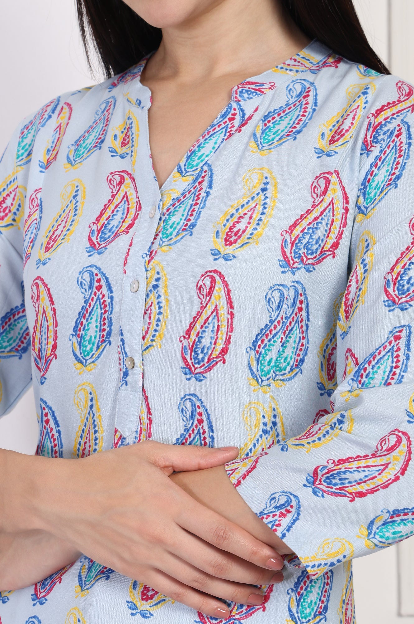 Blue Paisley Printed Straight Rayon Kurta - Image 3