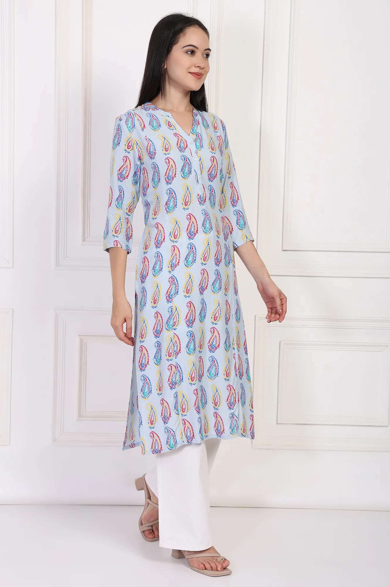 Blue Paisley Printed Straight Rayon Kurta - Image 6