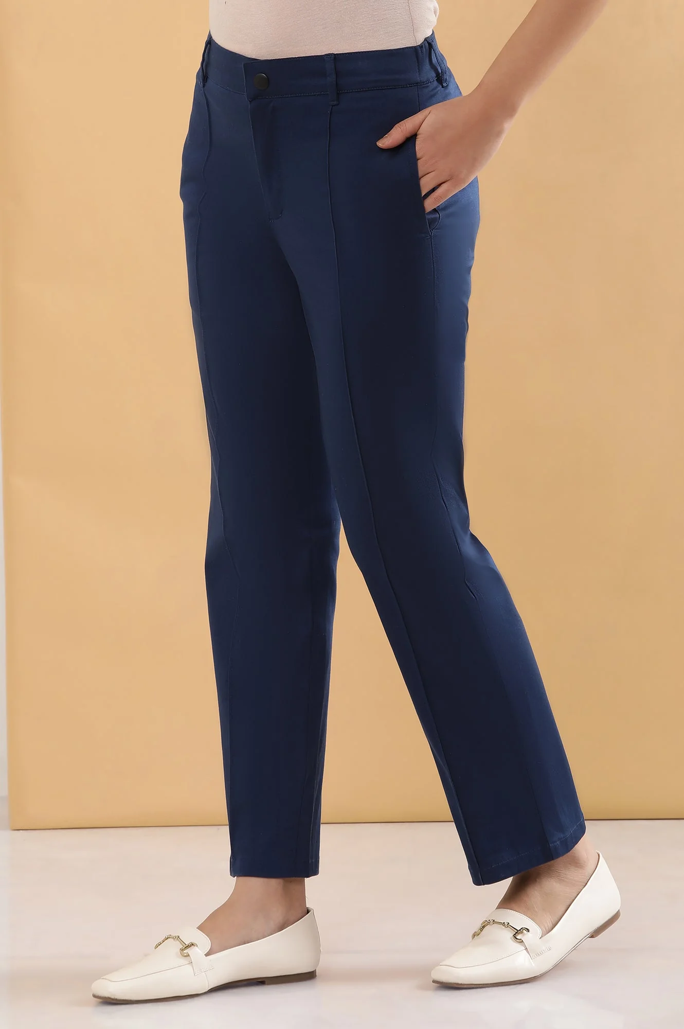 Elleven Women's Blue Solid Straight Fit Cotton Pants With Pintuck Detail - Image 3