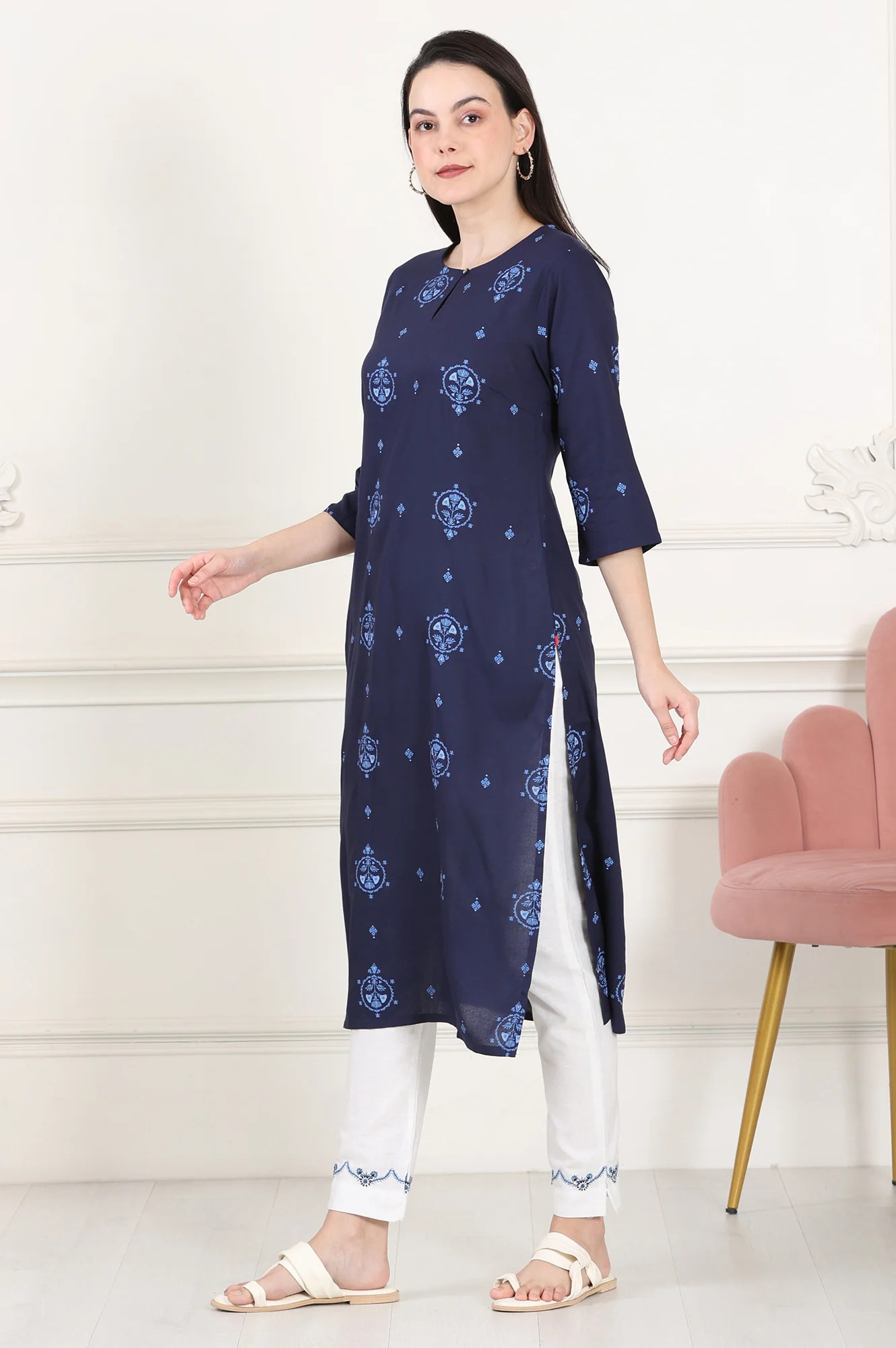 Blue Printed Pure Cotton Straight Kurta - Image 3