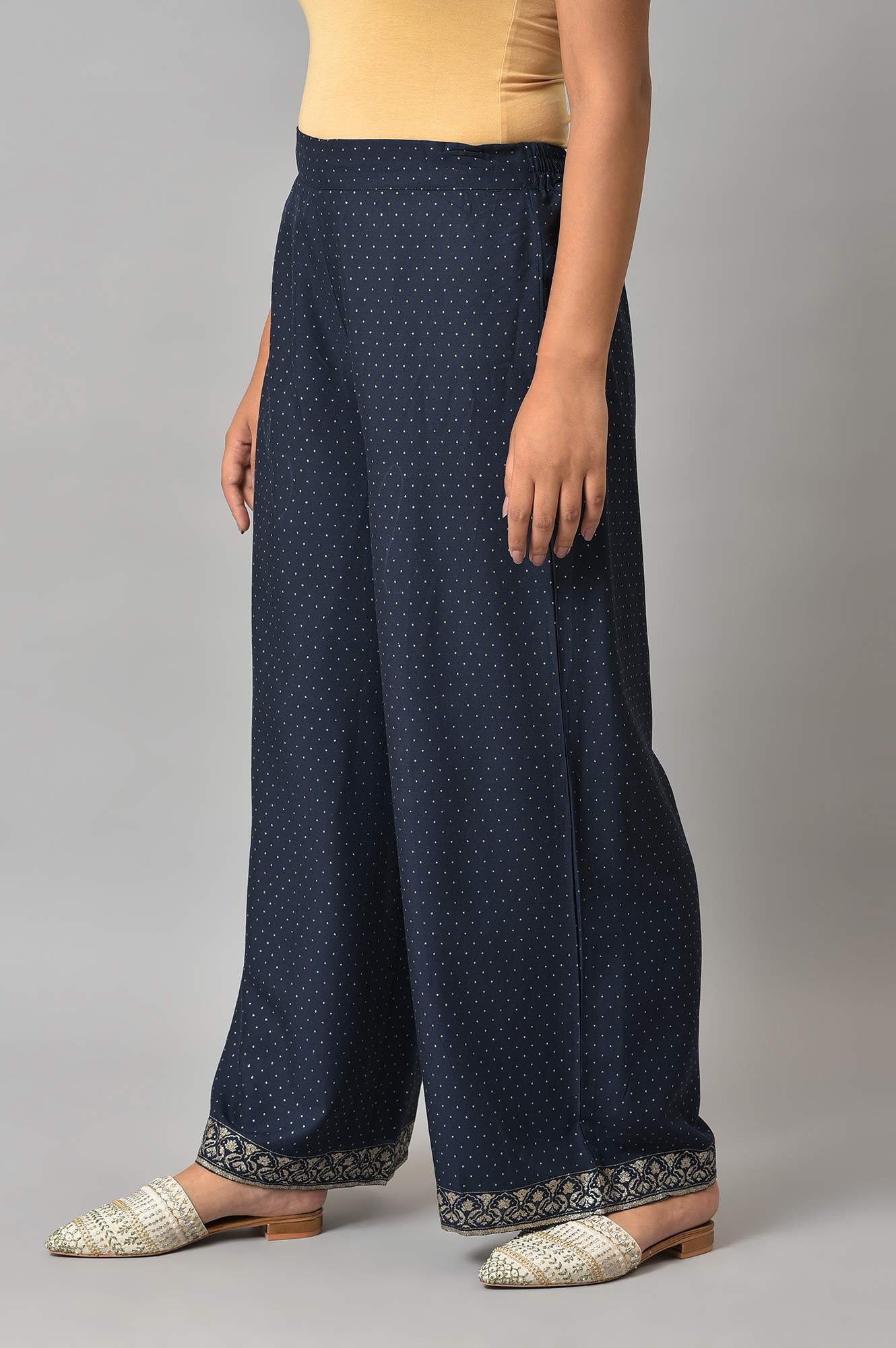 Blue Pure Cotton Straight Kurta and Parallel Pant Set - Image 4