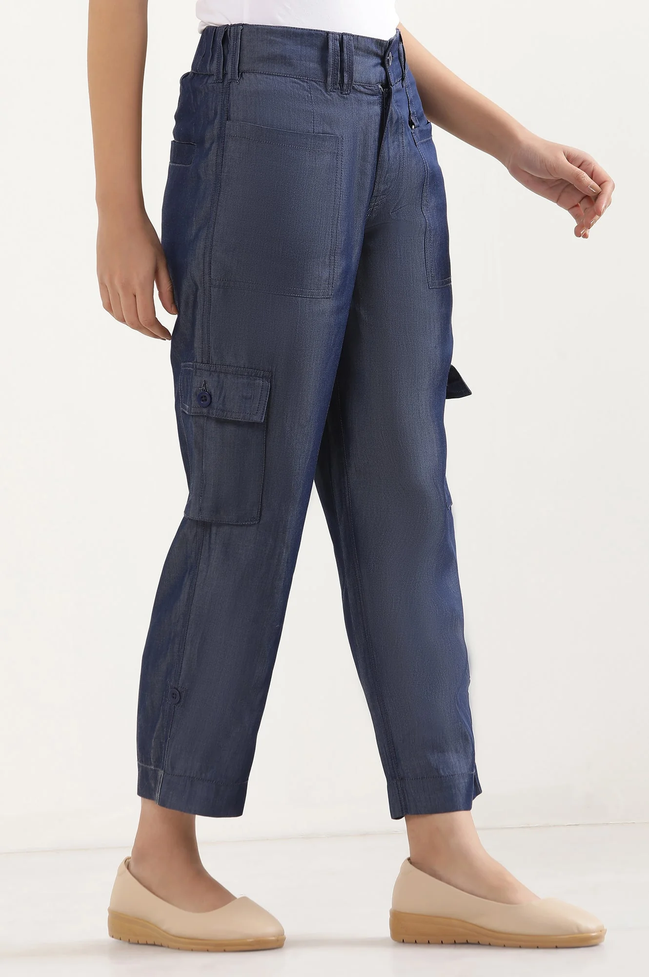 Elleven Women's Blue Solid Straight Fit Lyocell Pants With Six Pockets - Image 5