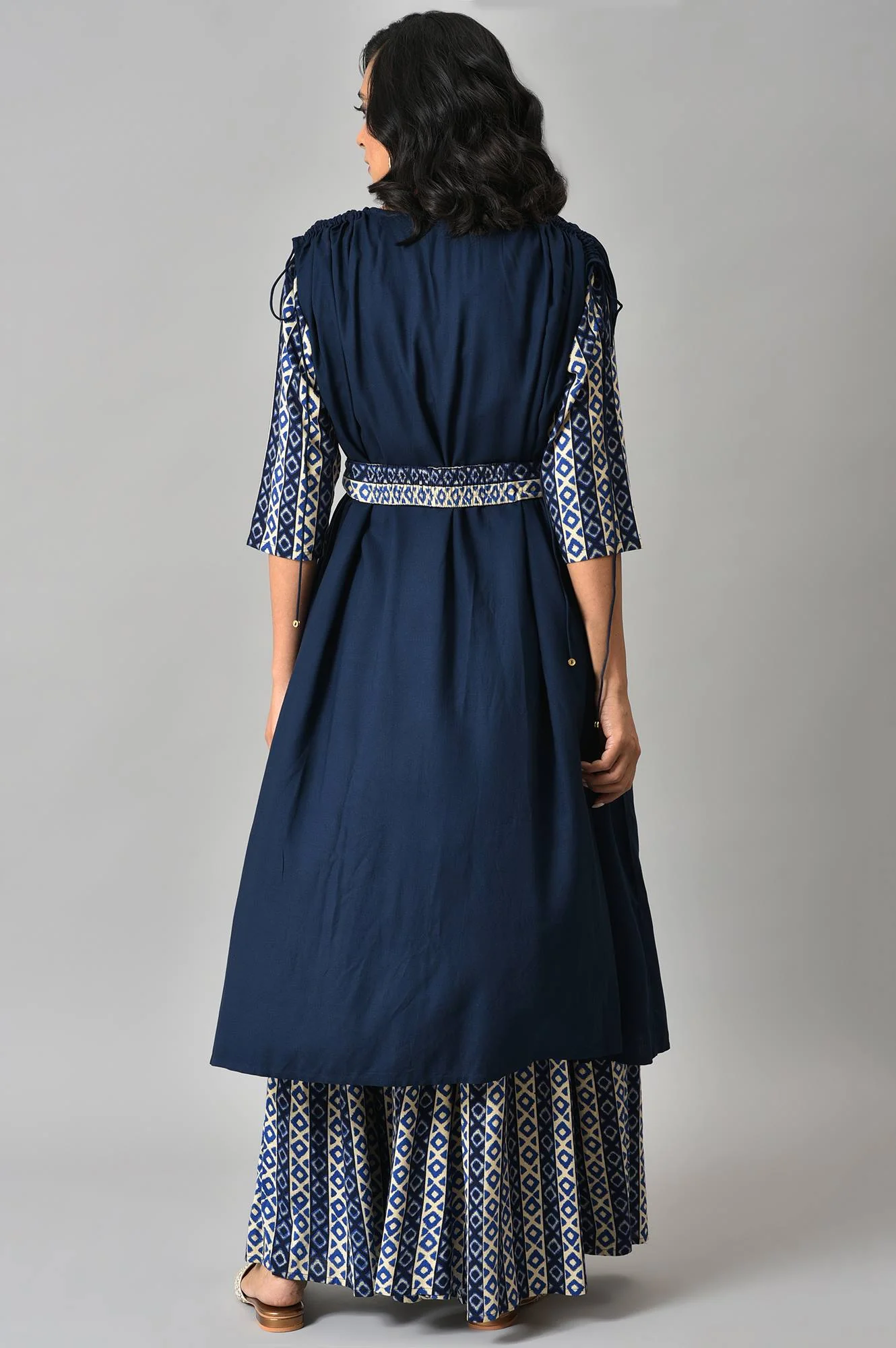 Blue Solid Cape with Ikkat Printed Crop Top and Skirt Co-ord Set - Image 2