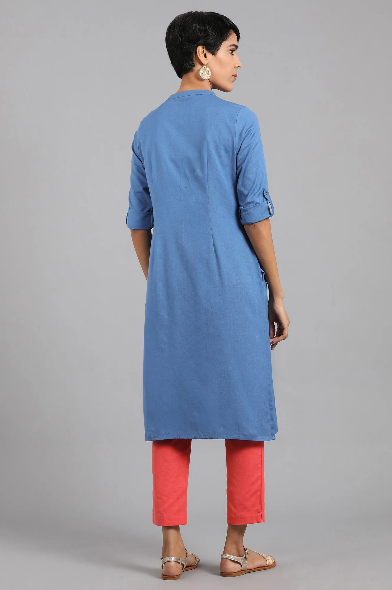 Blue Solid Straight Cotton Kurta - Image 5