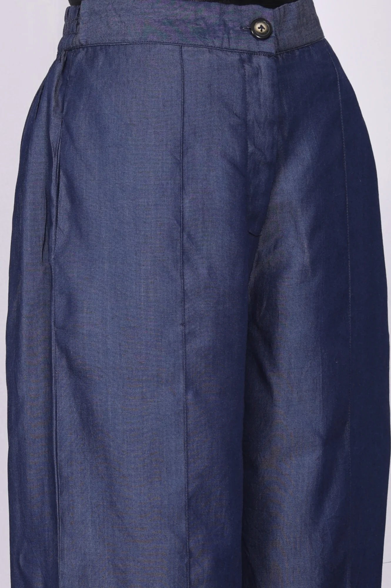 Blue Solid Tencel Relaxed Fit Ankle Length High Rise Pants - Image 2