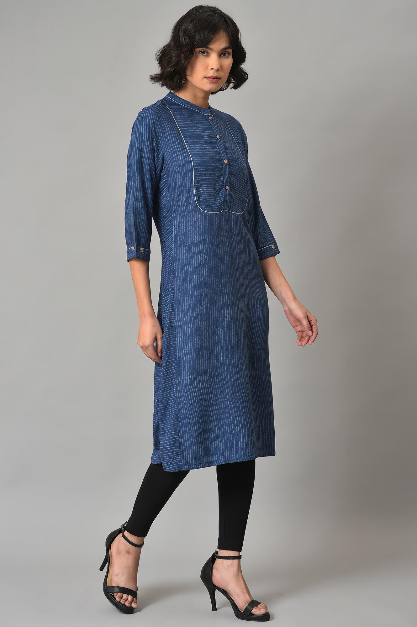 Blue Stripes Printed A-Line kurta With Black Tights - Image 4