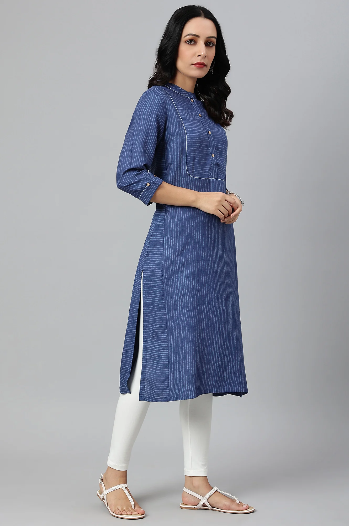 Blue Thread Embroidered Rayon kurta - Image 4