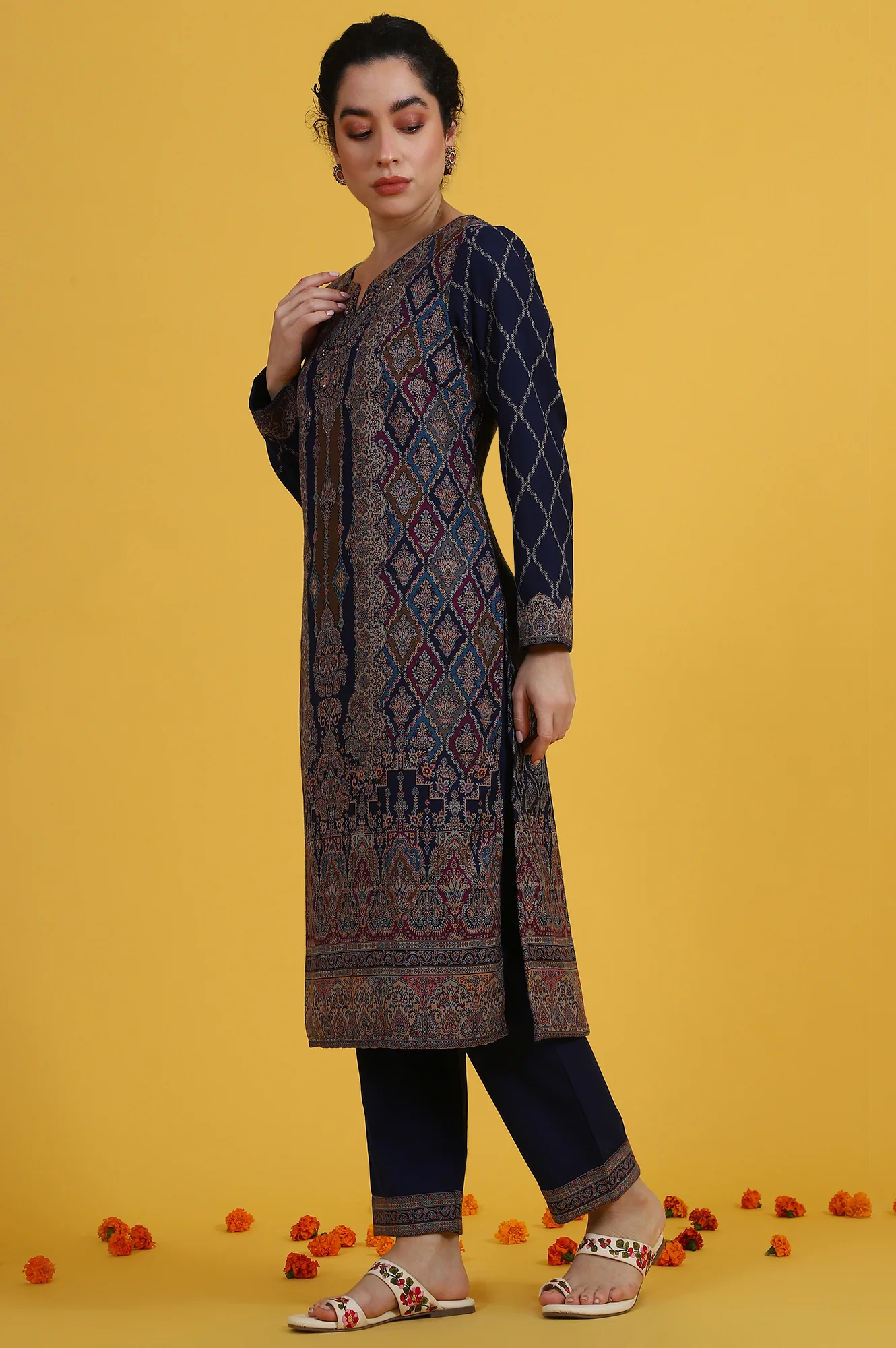 Blue Yarn Dyed Sequins Straight Kurta & Straight pant with Dupatta Set - Image 4