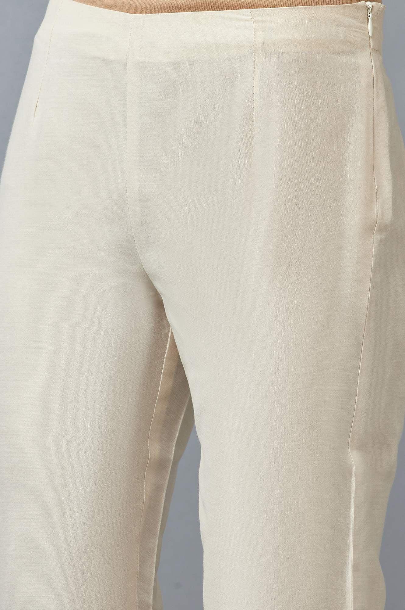 Blush Pink Embroidered kurta & Pants Set - Image 6