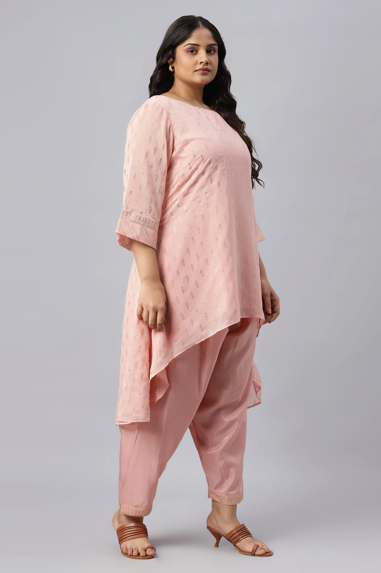 Blush Pink Golden Mukaish Print kurta With Salwar - Image 4