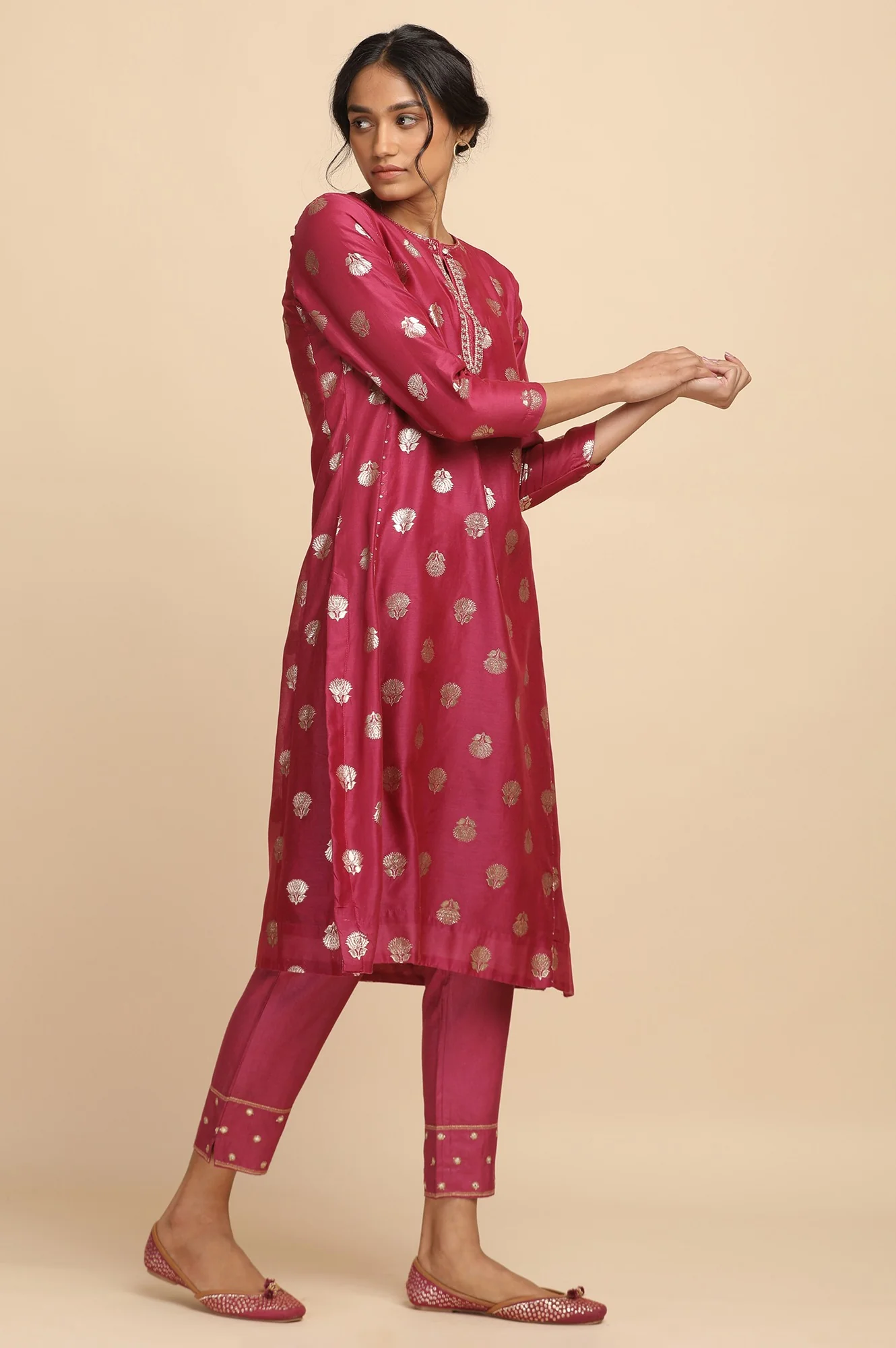 Bright Pink Jacquard kurta in Cotton Silk - Image 4
