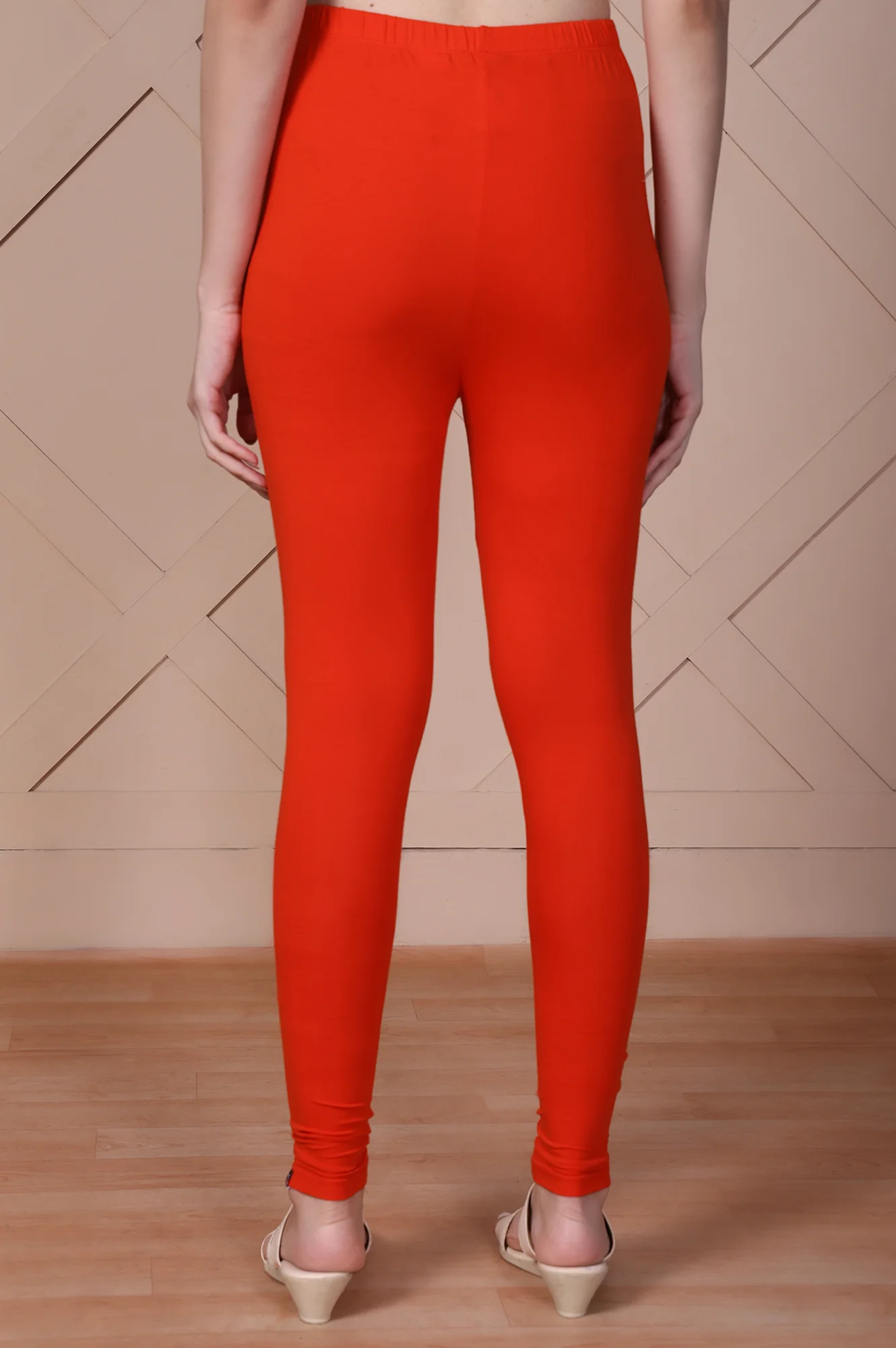Elleven Women's Bright Red Solid Ankle-Length Cotton Tights - Image 4