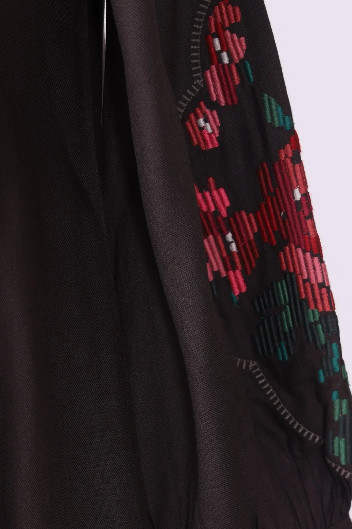 Brown Thread Embroidered Straight Winter Kurta with Pants Co-ord Set - Image 6