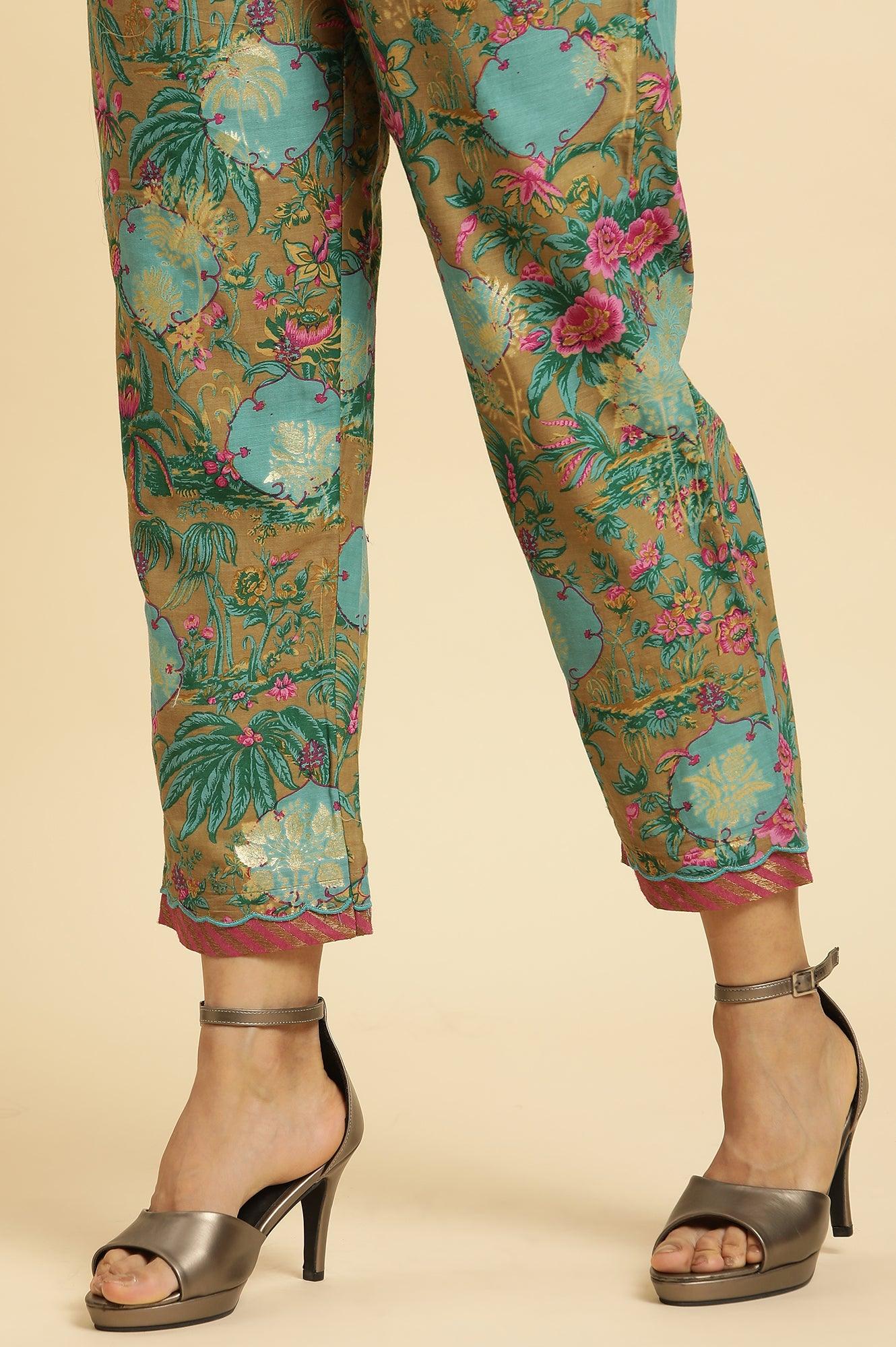 Brown Floral Printed Kurta, Pant And Dupatta Set - Image 9
