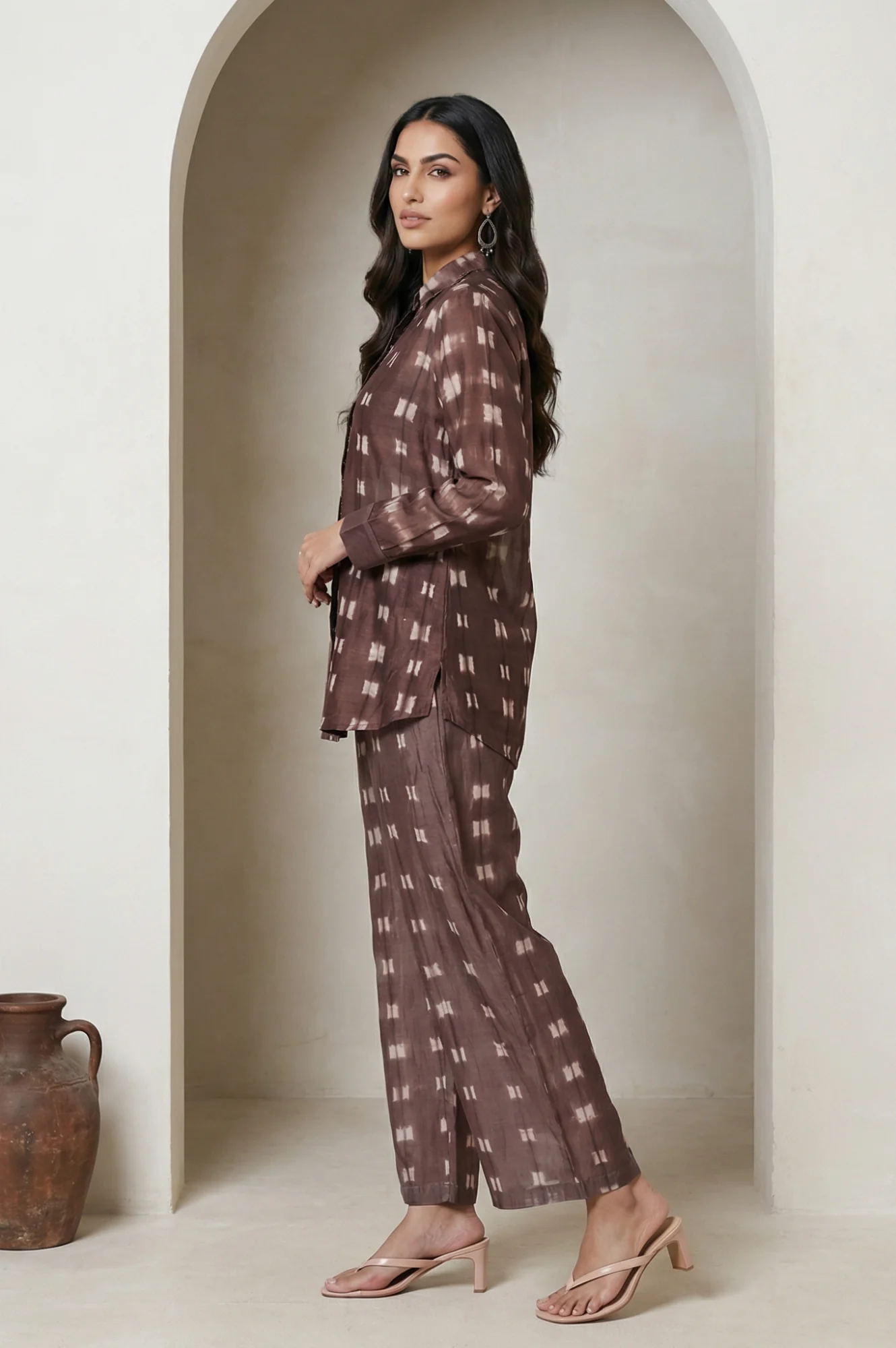 Brown Shibori Printed Cotton Blend Straight Top with Parallel Pants Co-ord Set - Image 4