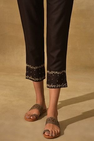 Brown Soild Slim Pants - Image 7