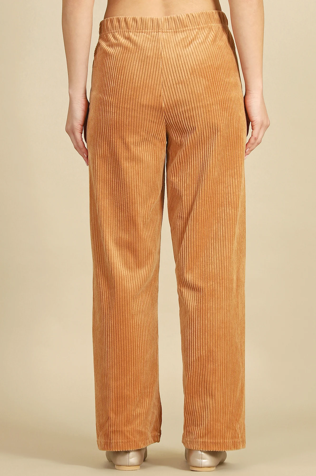 Elleven Women's Brown Solid Straight Fit Cotton Pants With Elasticated Waist - Image 5