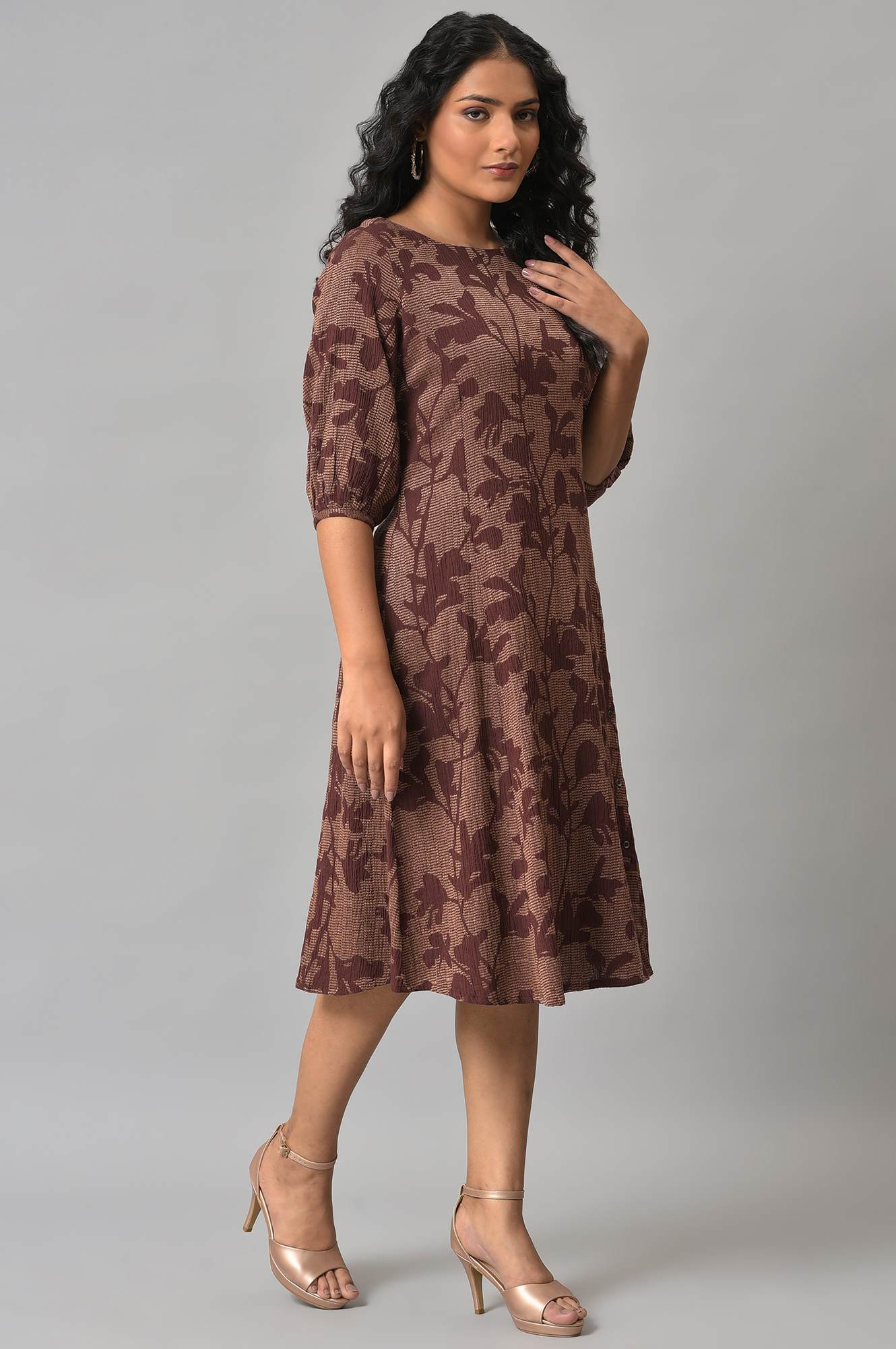 Brown Yarn-Dyed Floral Printed Western Dress - Image 4