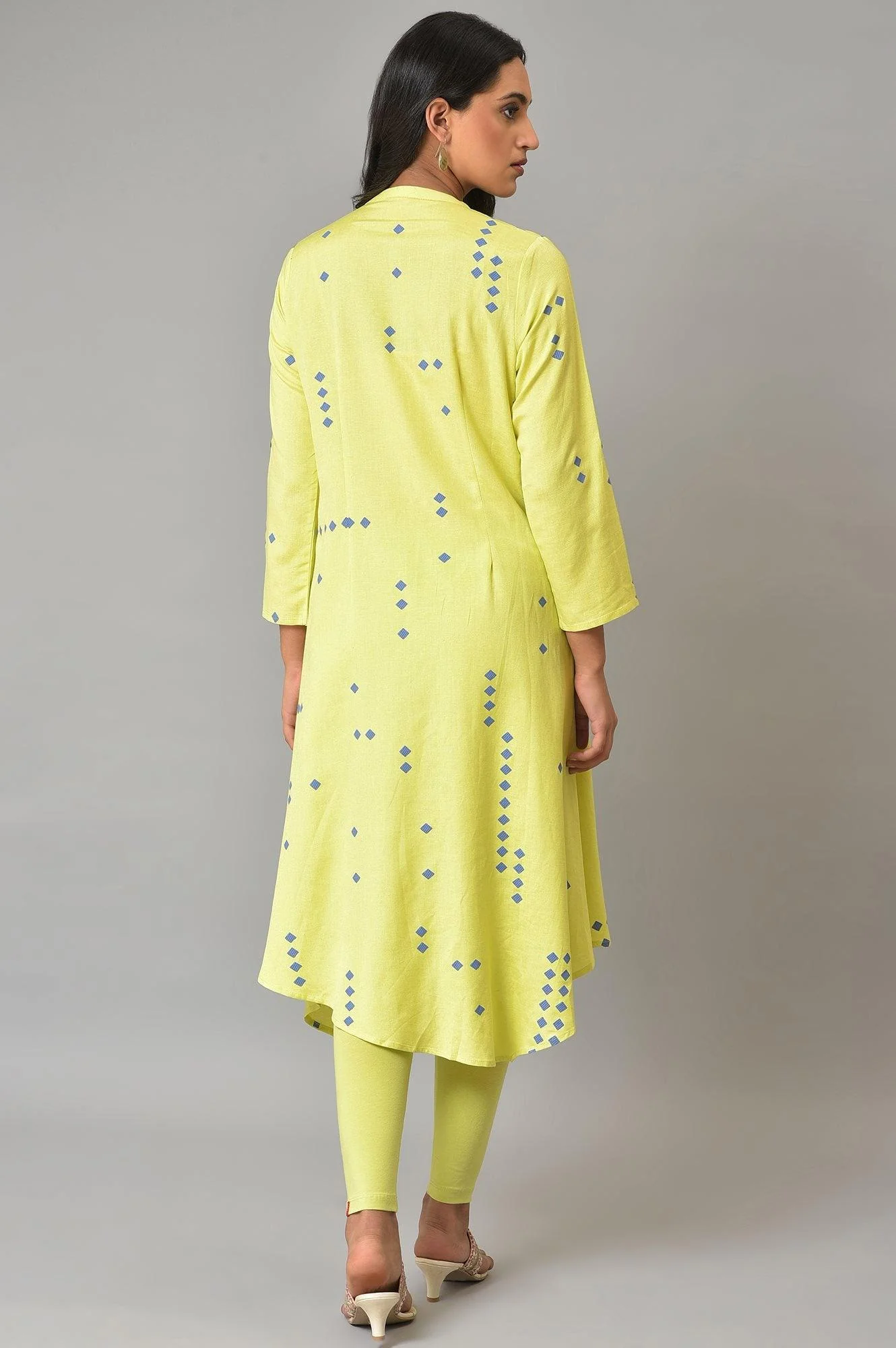 Celery Green Asymmetric kurta In Geometric Print - Image 2
