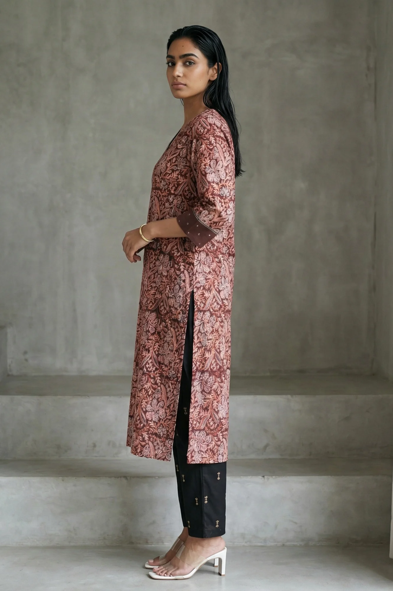 Chocolate Brown Sequins Floral Printed Pure Cotton Straight Kurta - Image 3