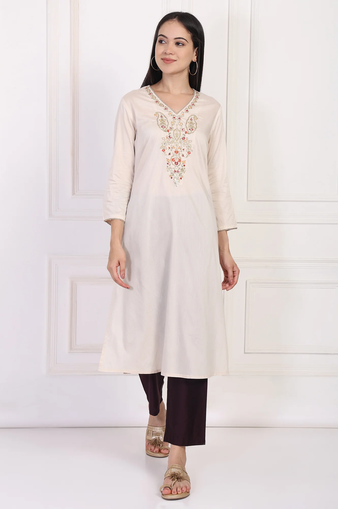 Cream Embroidered A-Line Rayon Kurta - Image 2