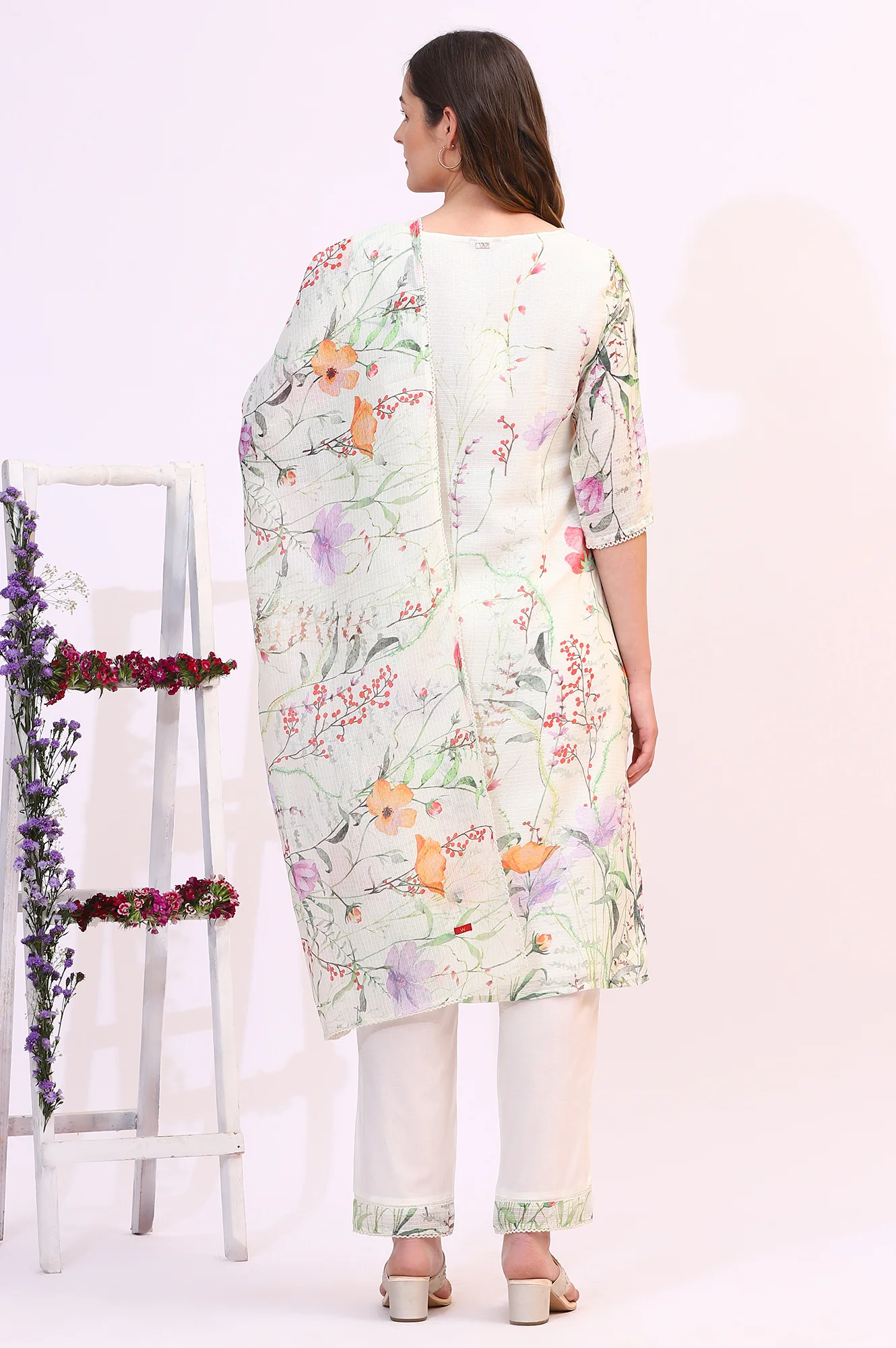 Cream Floral Printed Kota Straight Kurta, Pants and Dupatta Set - Image 6